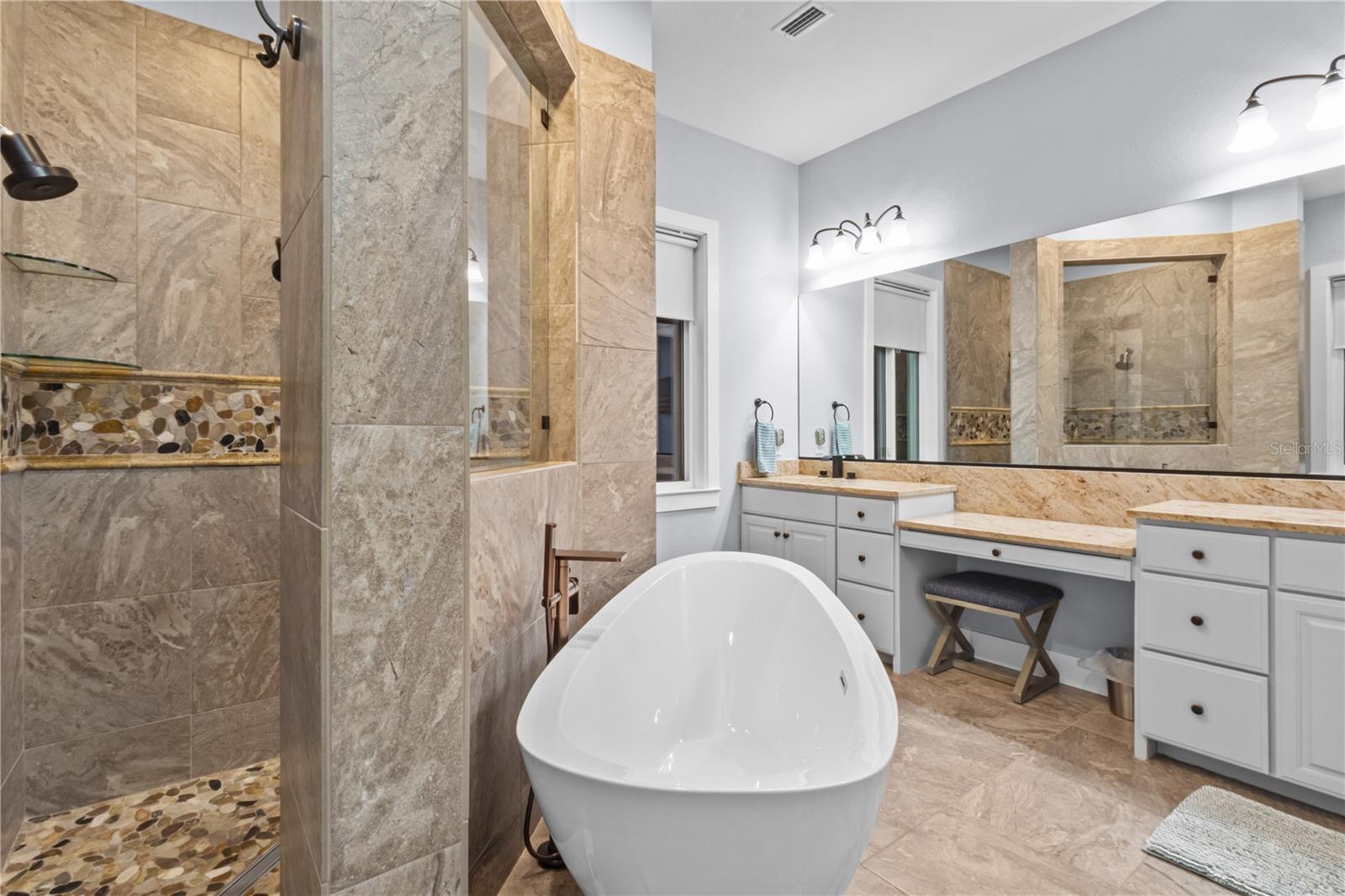 107 SUNSET DR — photo 17