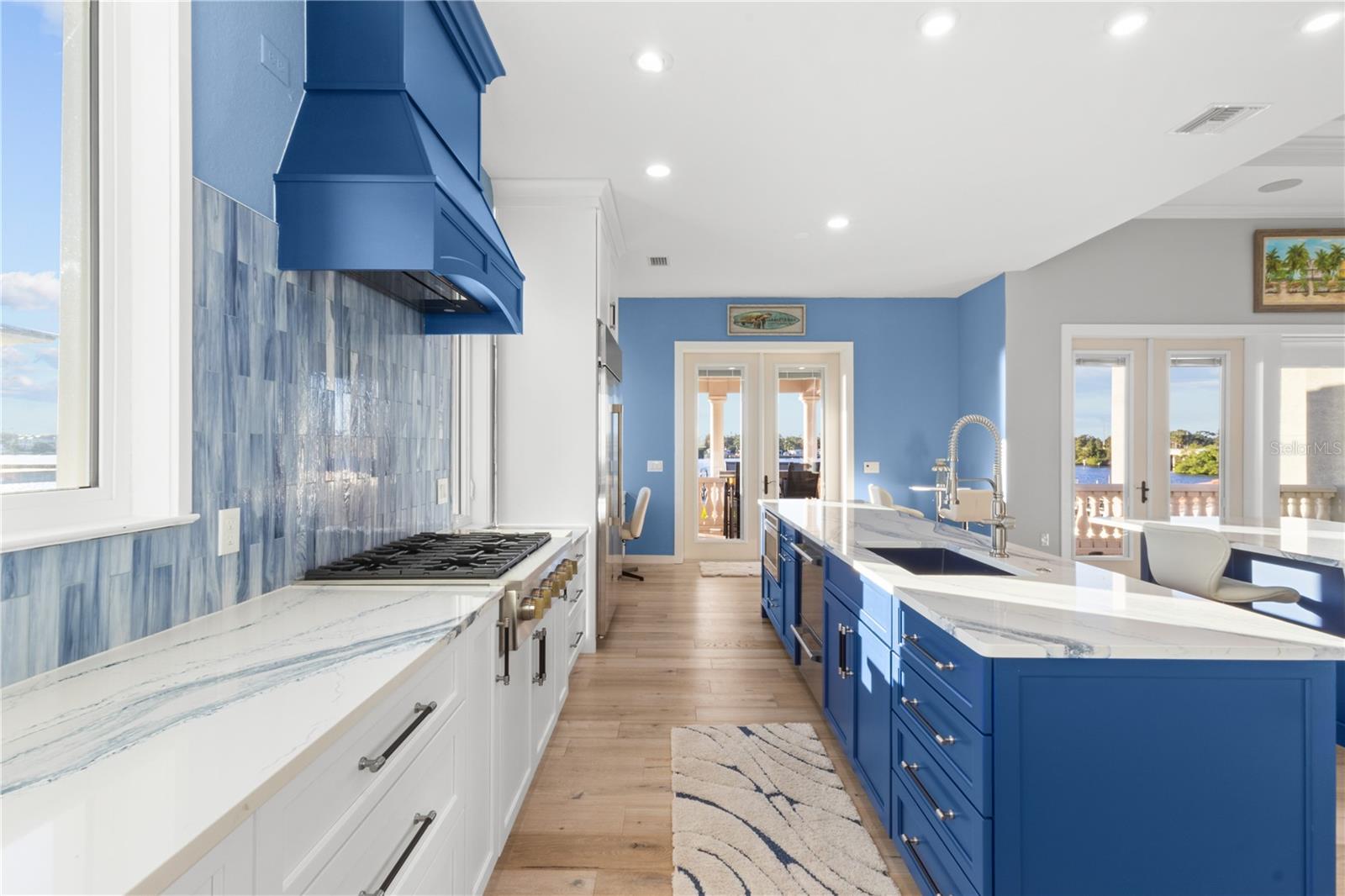 107 SUNSET DR — photo 13