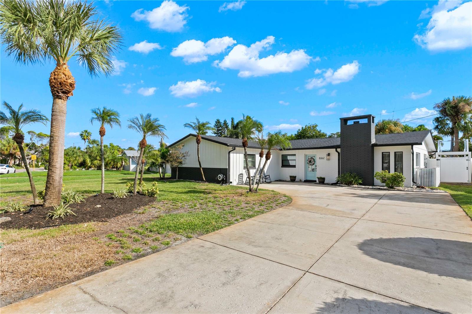 6947 S SHORE DR — photo 46