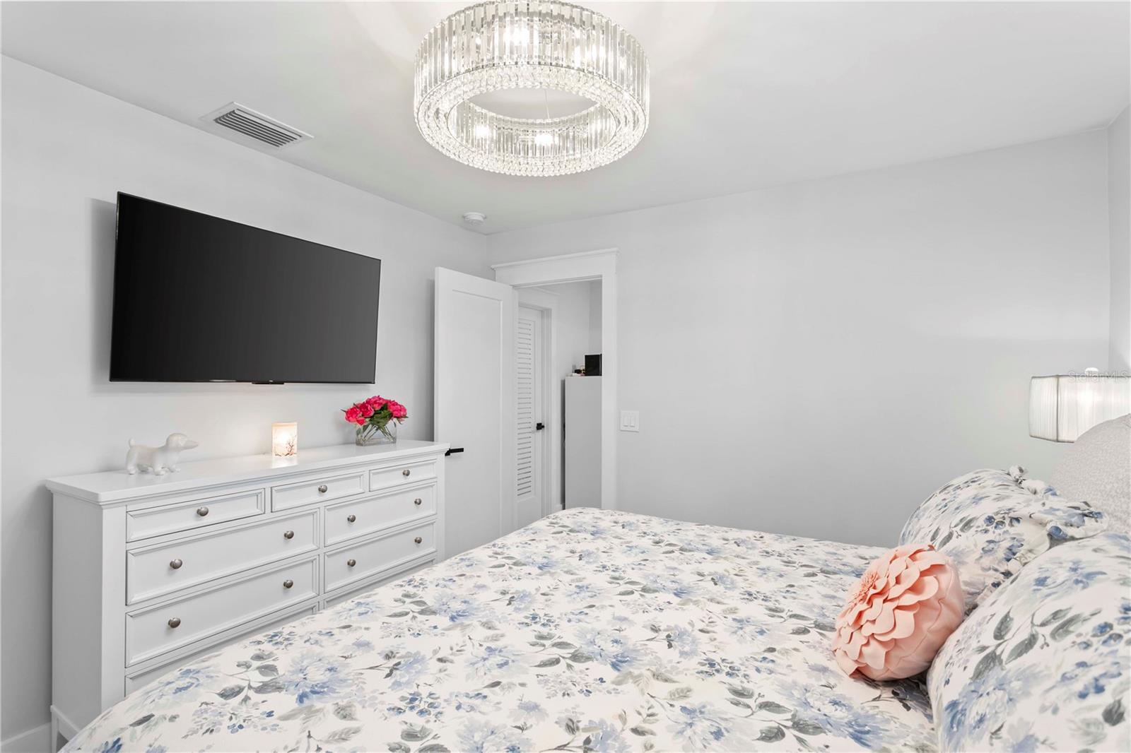 6947 S SHORE DR — photo 18