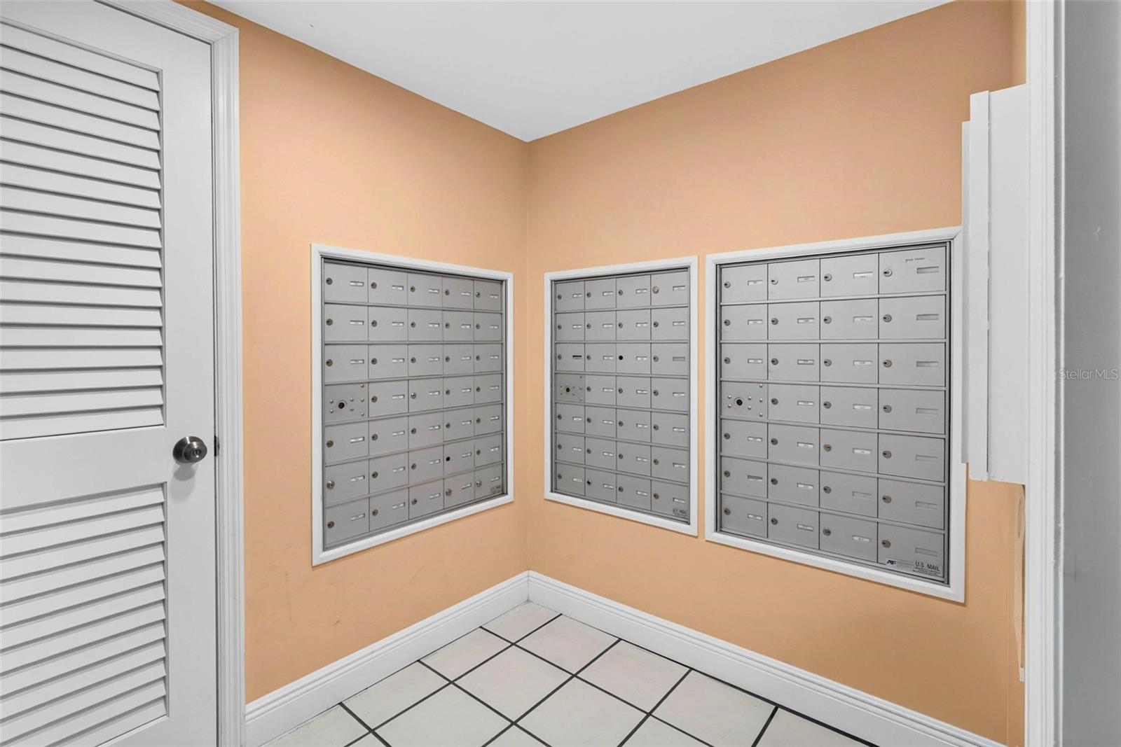 1200 N SHORE DR NE #104 — photo 23