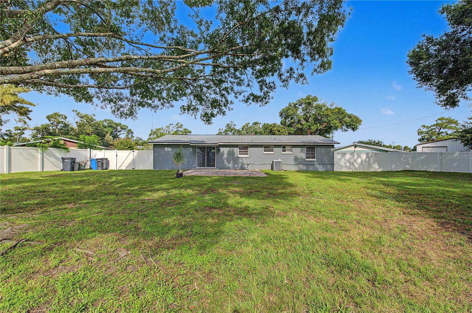 3106 ACACIA ST — photo 10