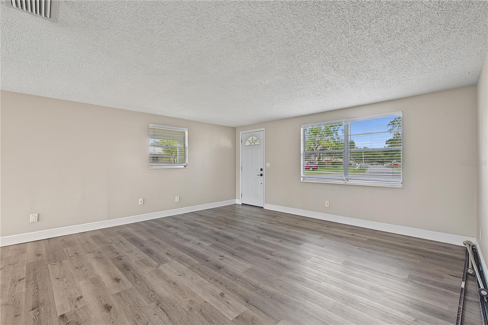 3106 ACACIA ST — photo 14