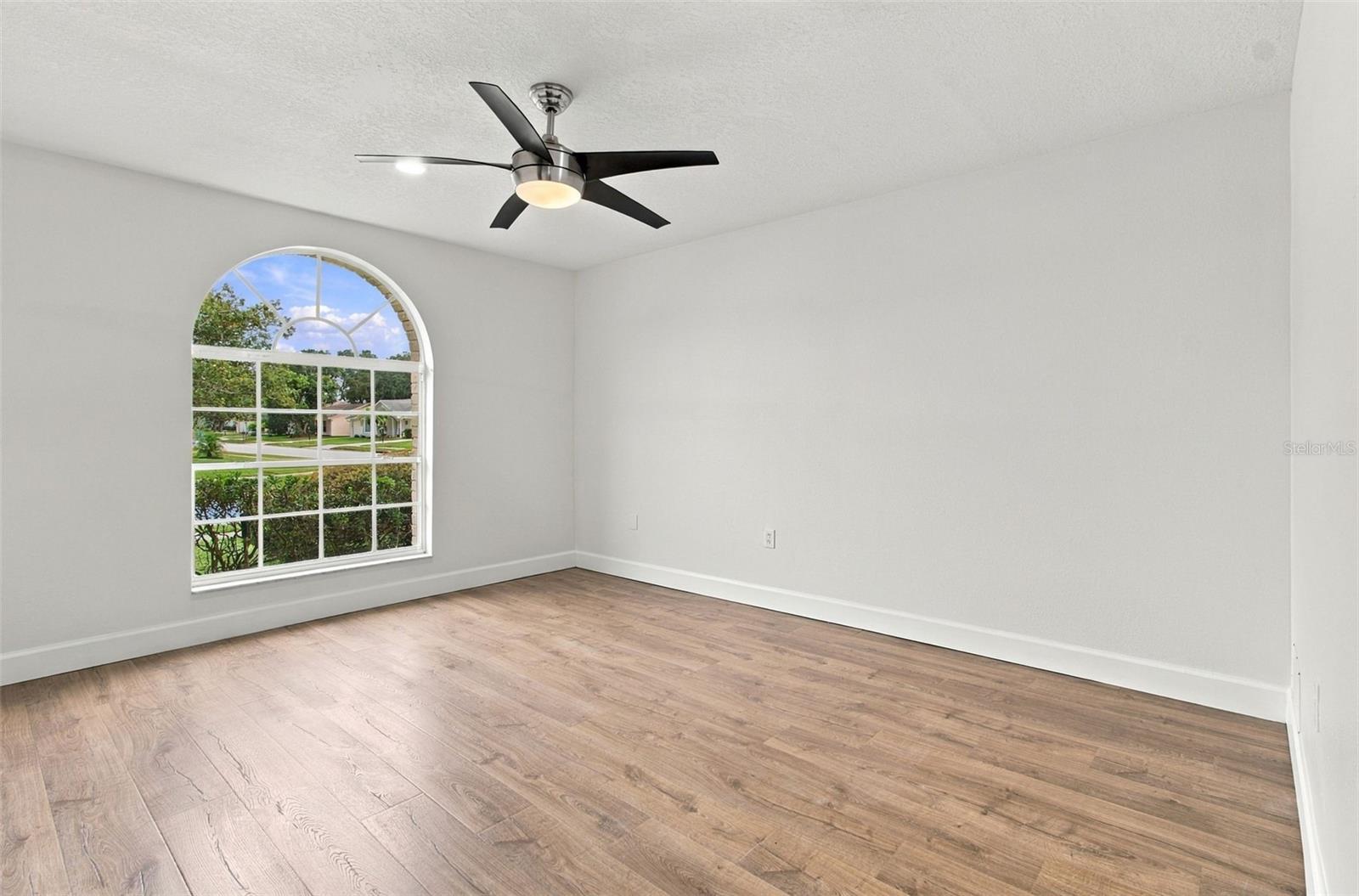 9601 NOBLE CT — photo 23