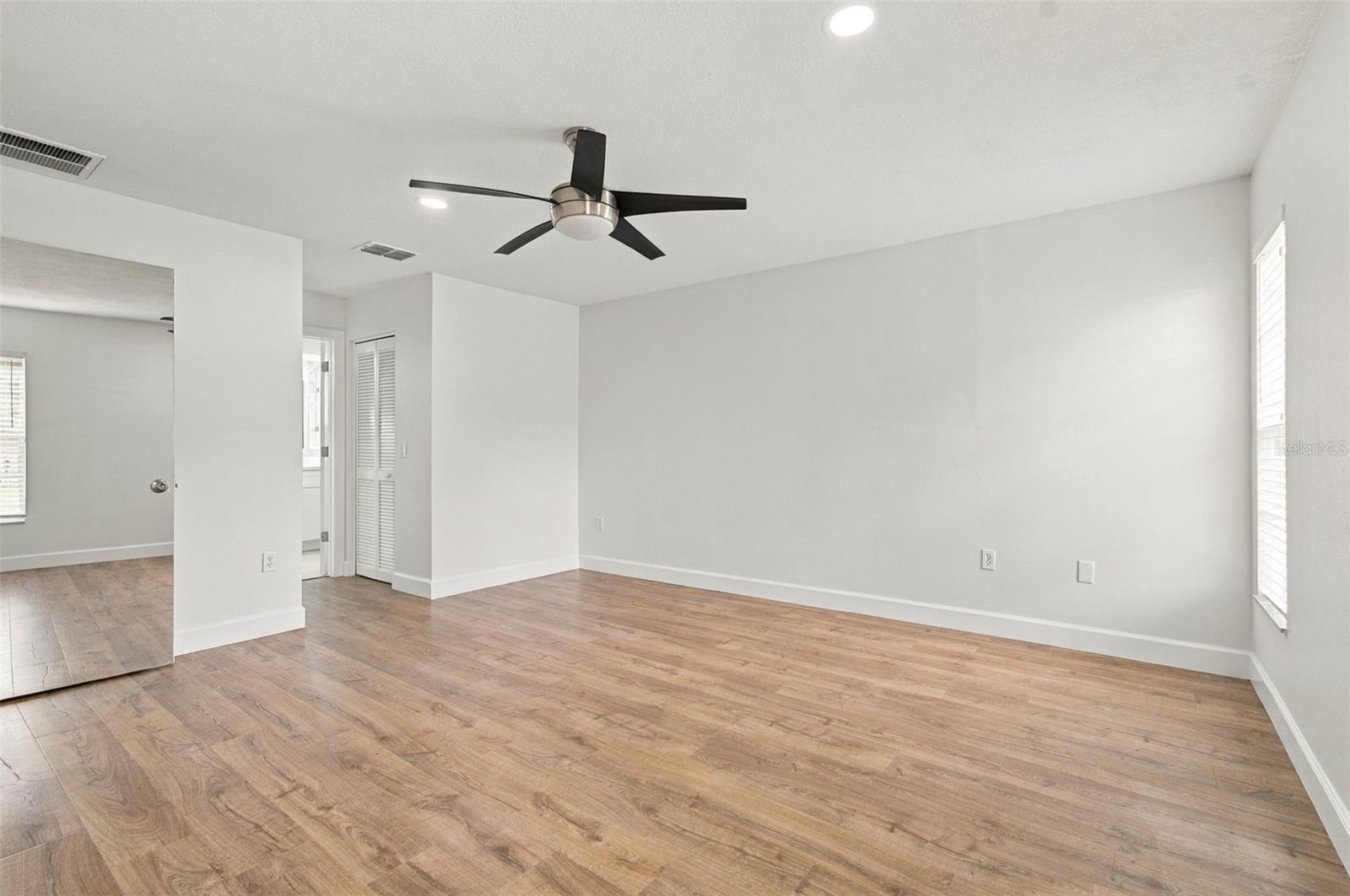 9601 NOBLE CT — photo 19