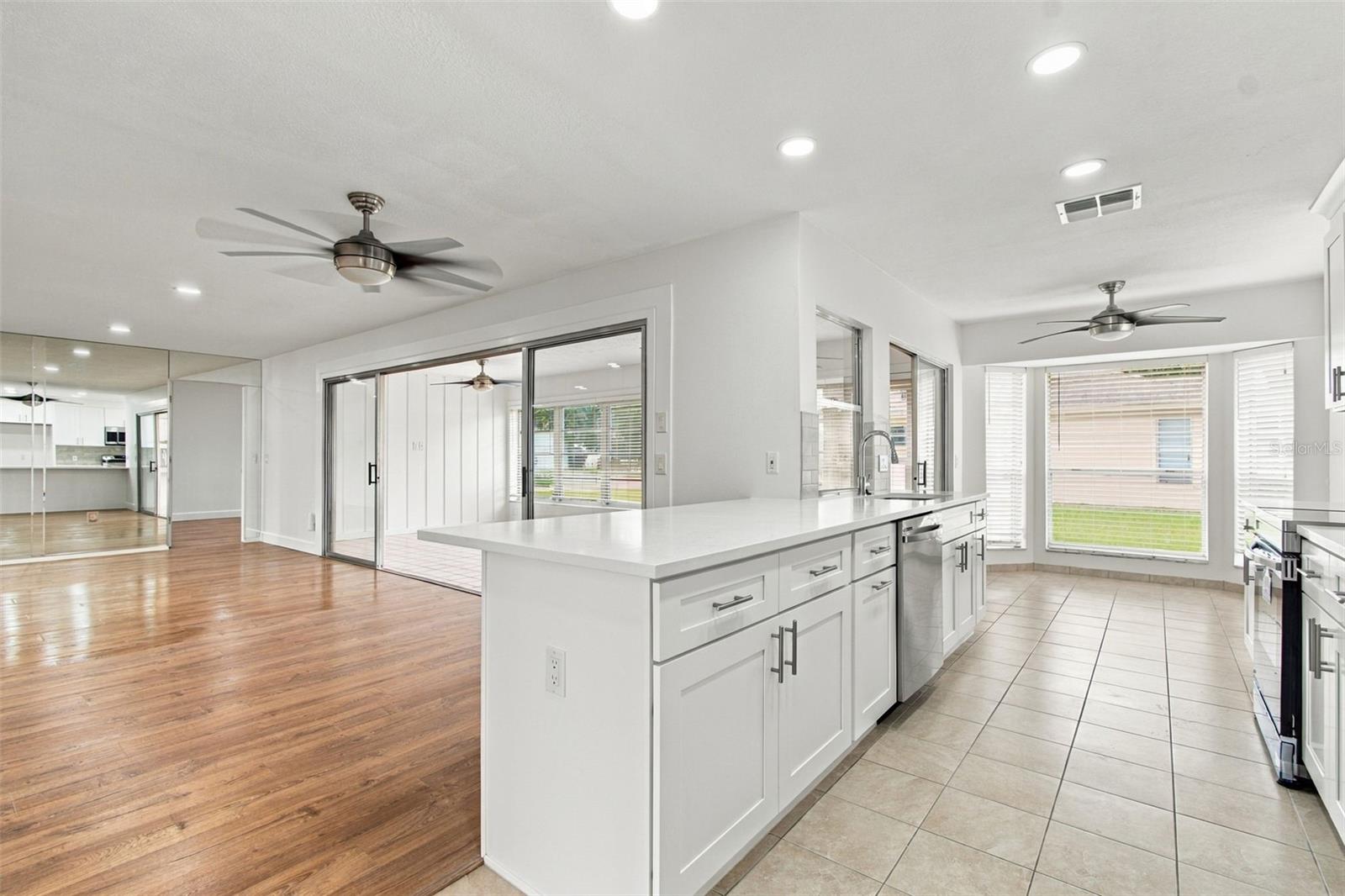 9601 NOBLE CT — photo 10