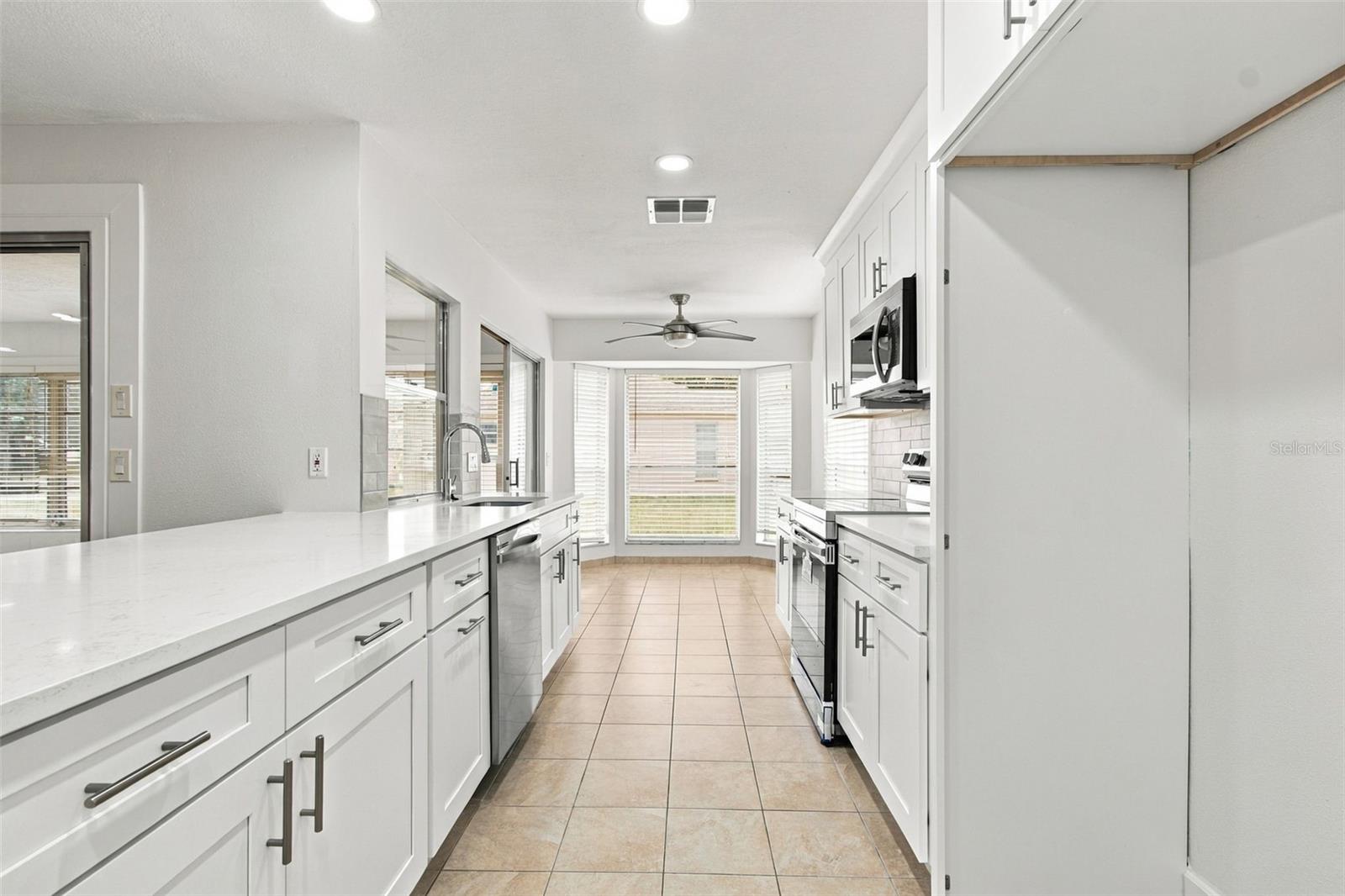 9601 NOBLE CT — photo 11