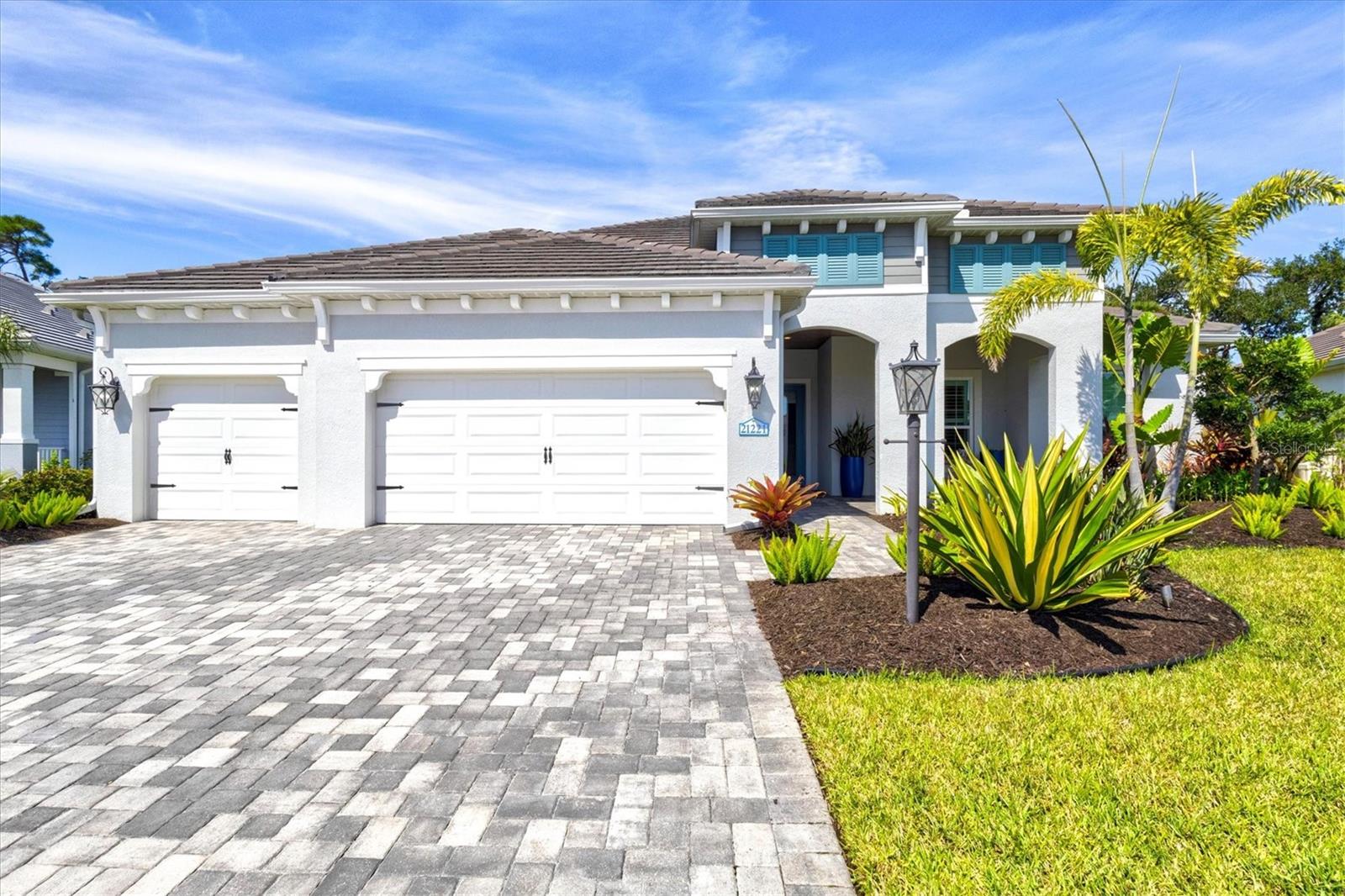 21221 HOLMES CIR — photo 5