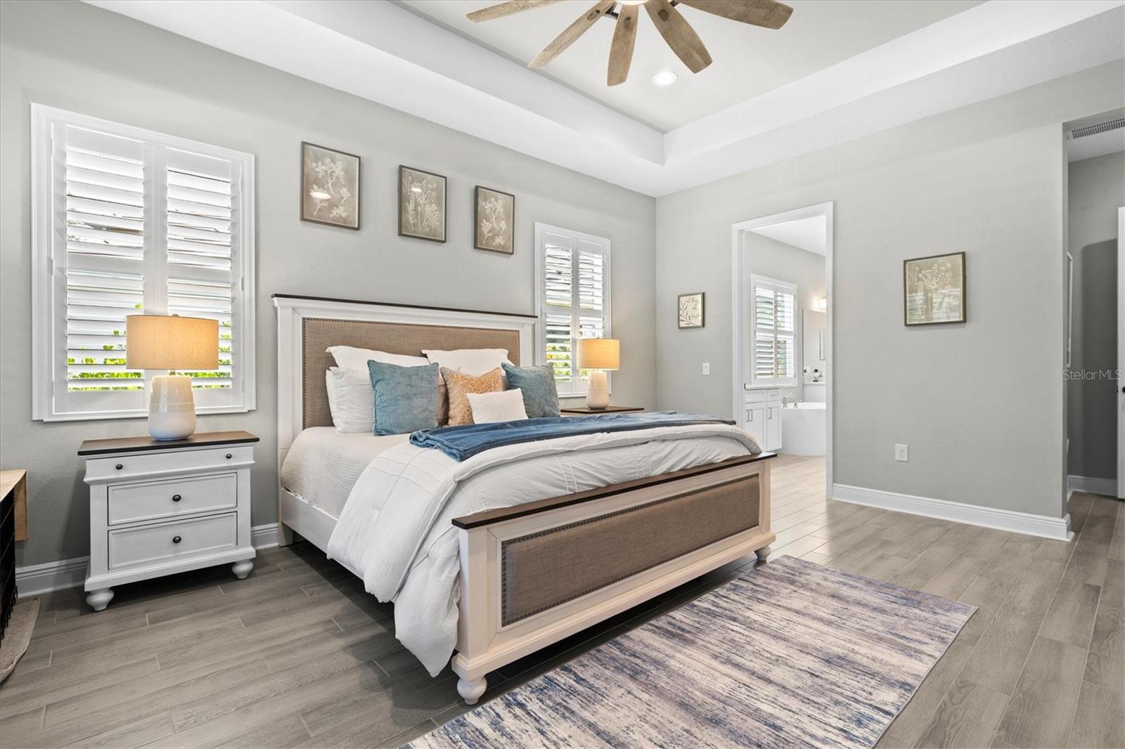 21221 HOLMES CIR — photo 37