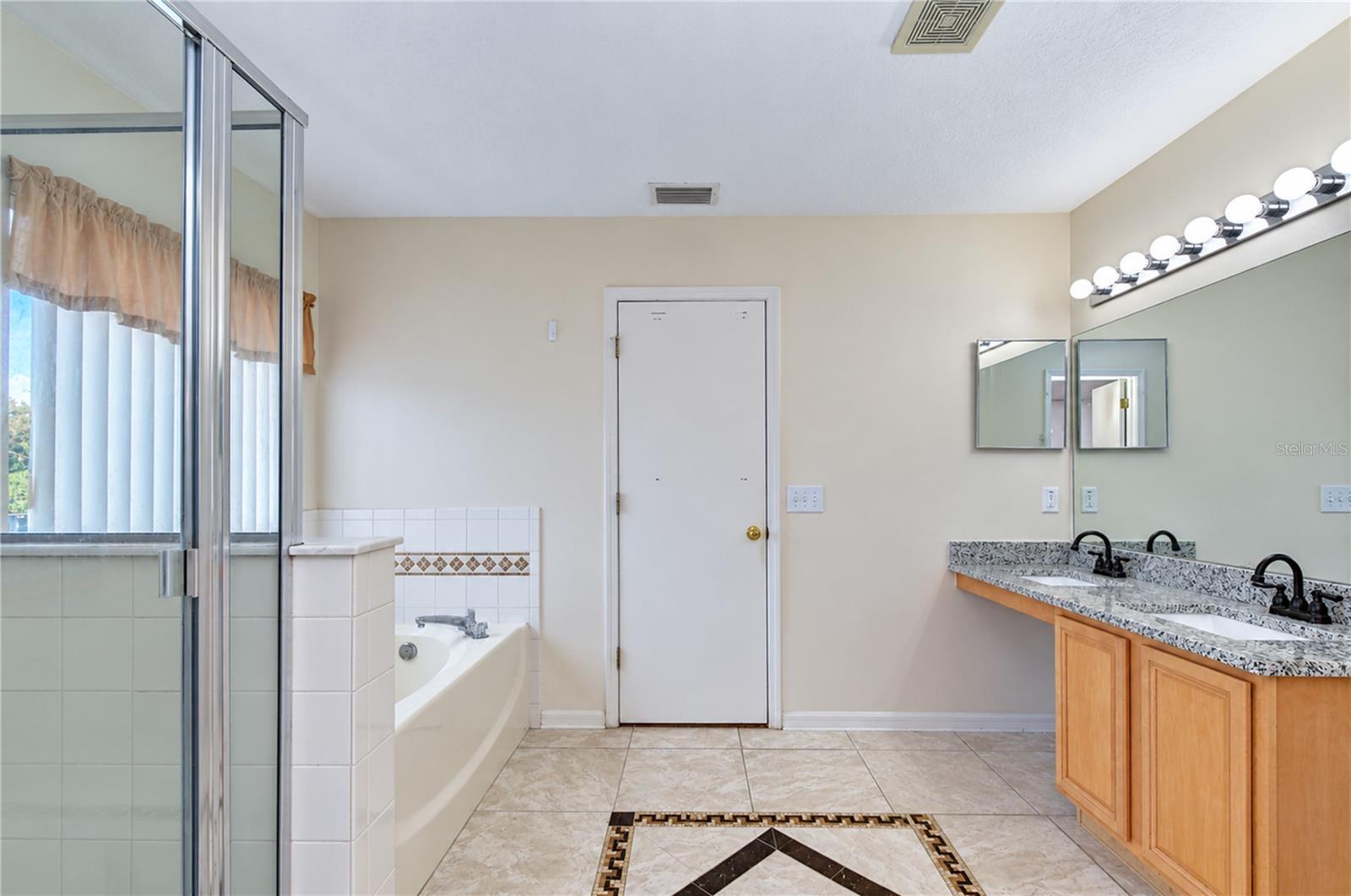 10924 SUBTLE TRAIL DR — photo 18