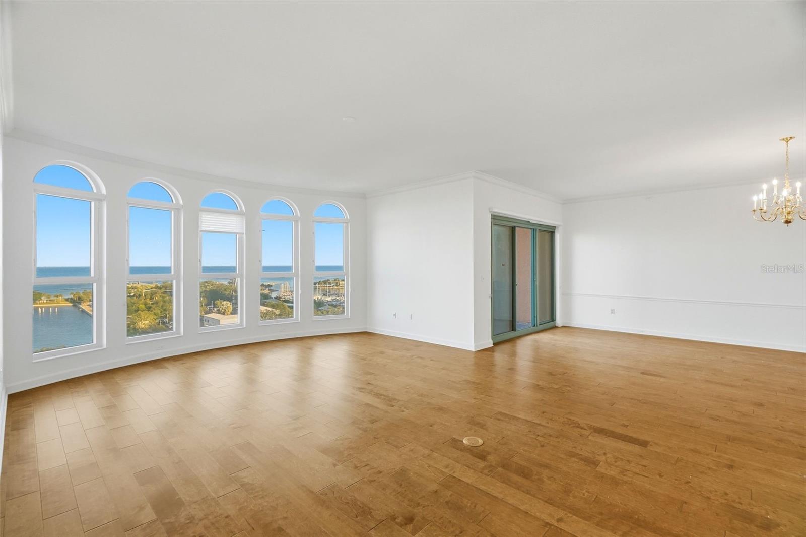 288 BEACH DR NE #10B — photo 20