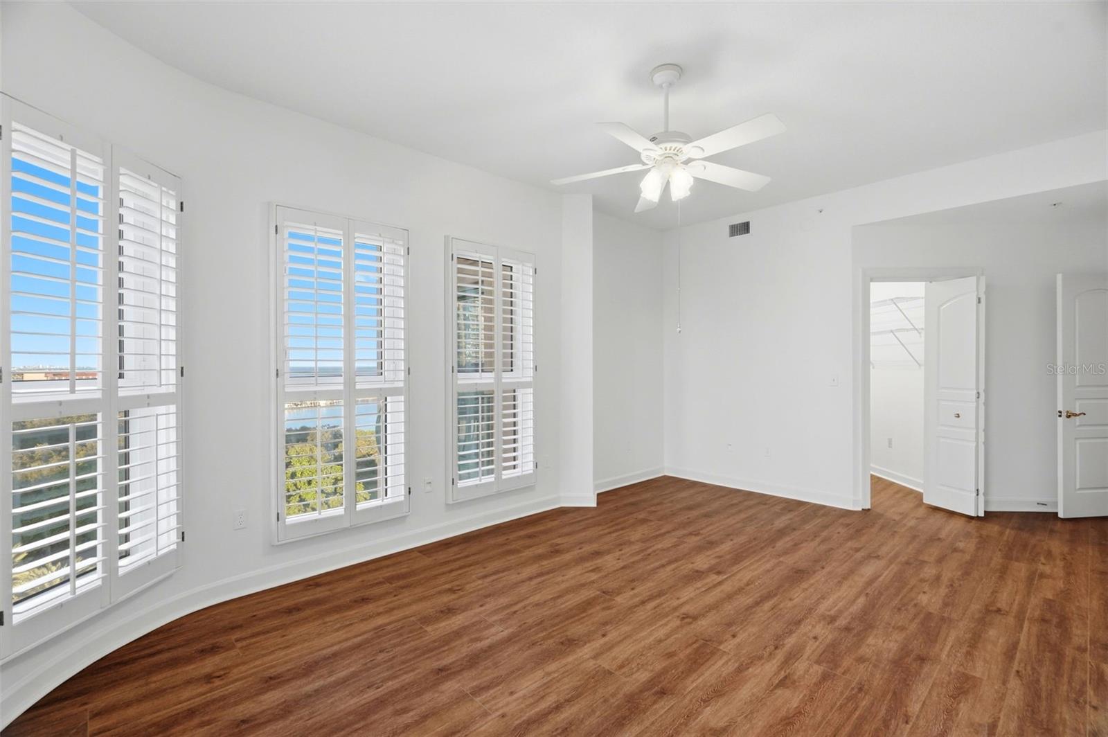 288 BEACH DR NE #10B — photo 22