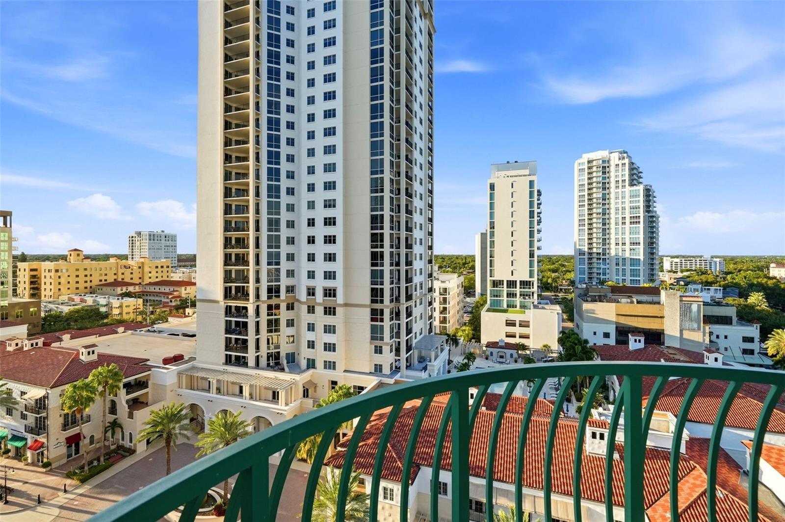 288 BEACH DR NE #10B — photo 27