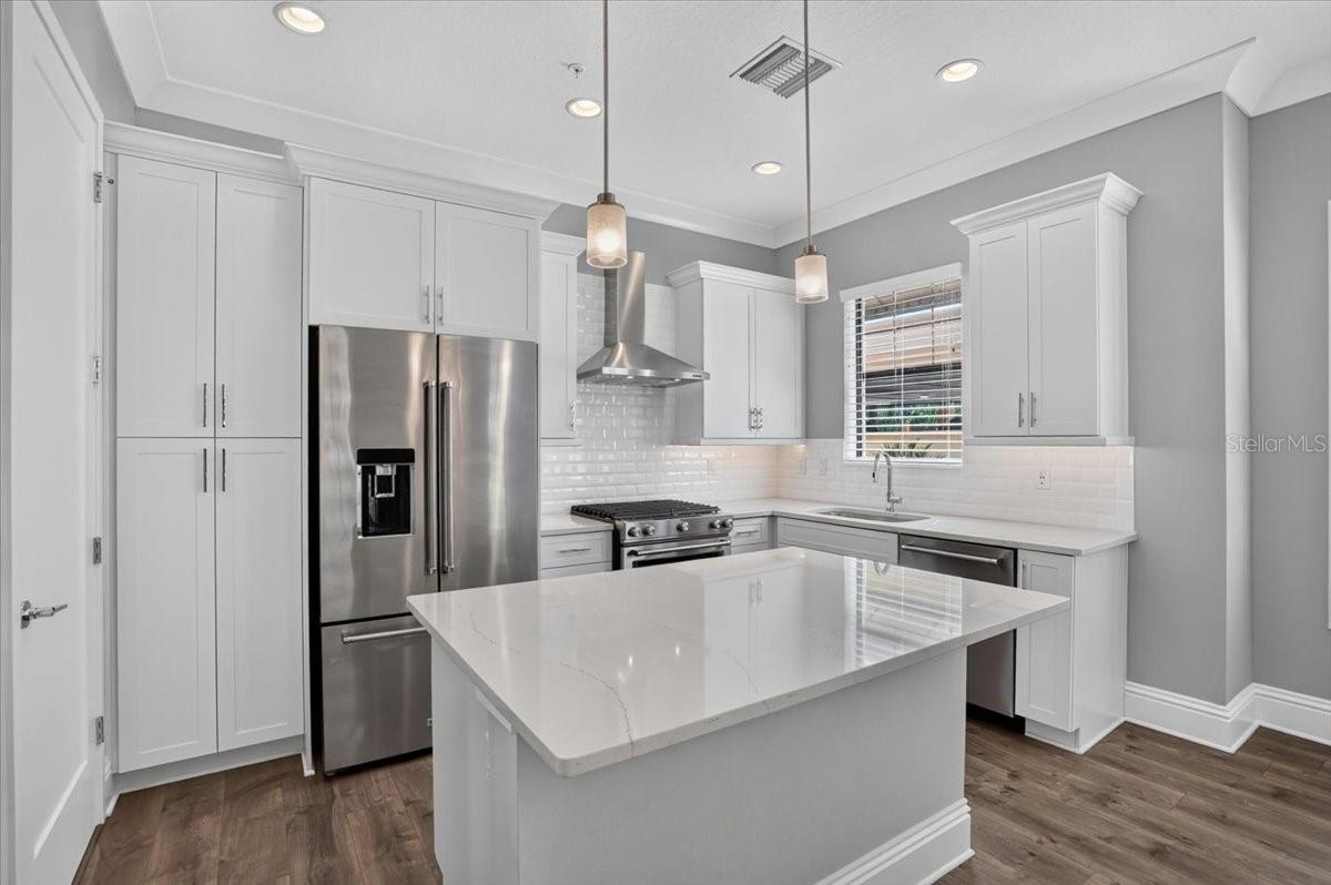 1250 MAY LN — photo 26