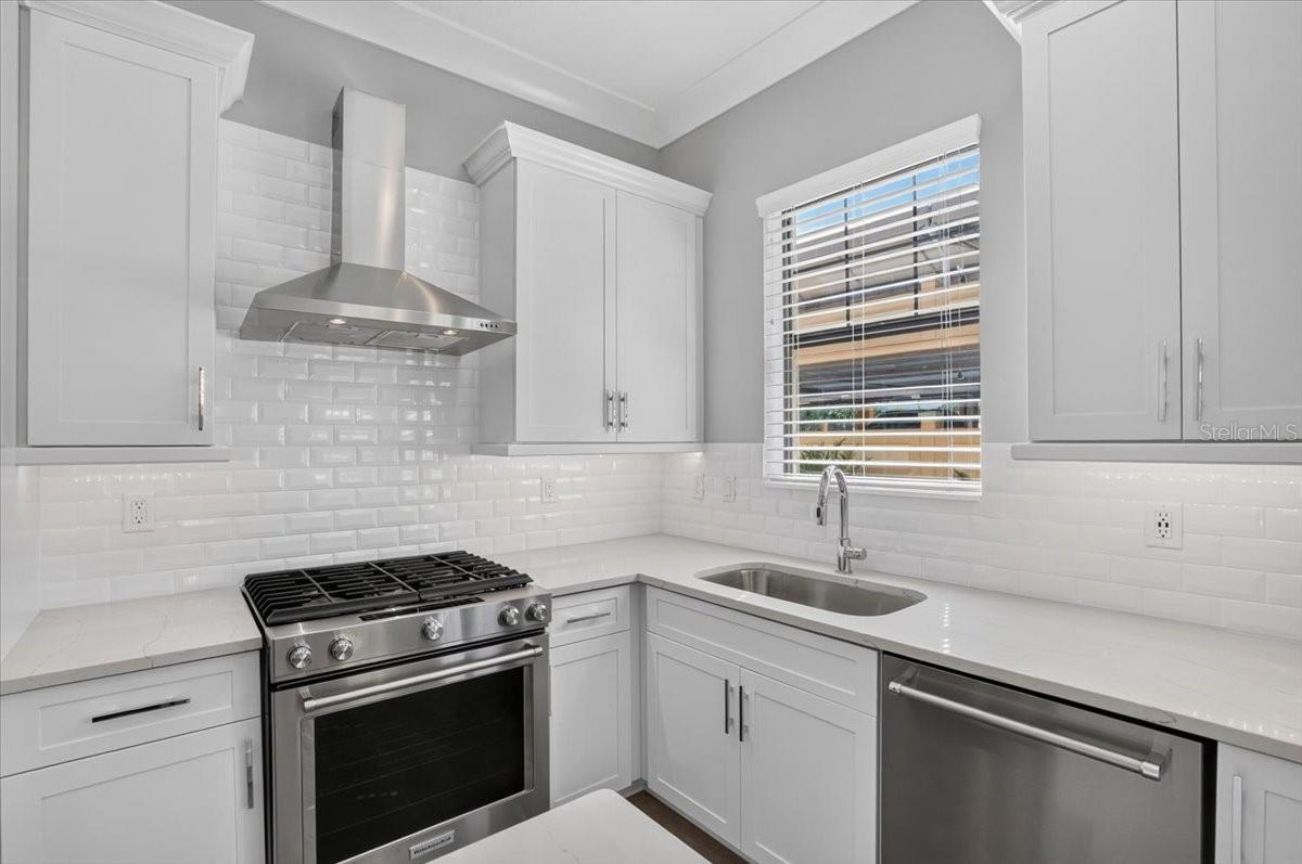 1250 MAY LN — photo 27