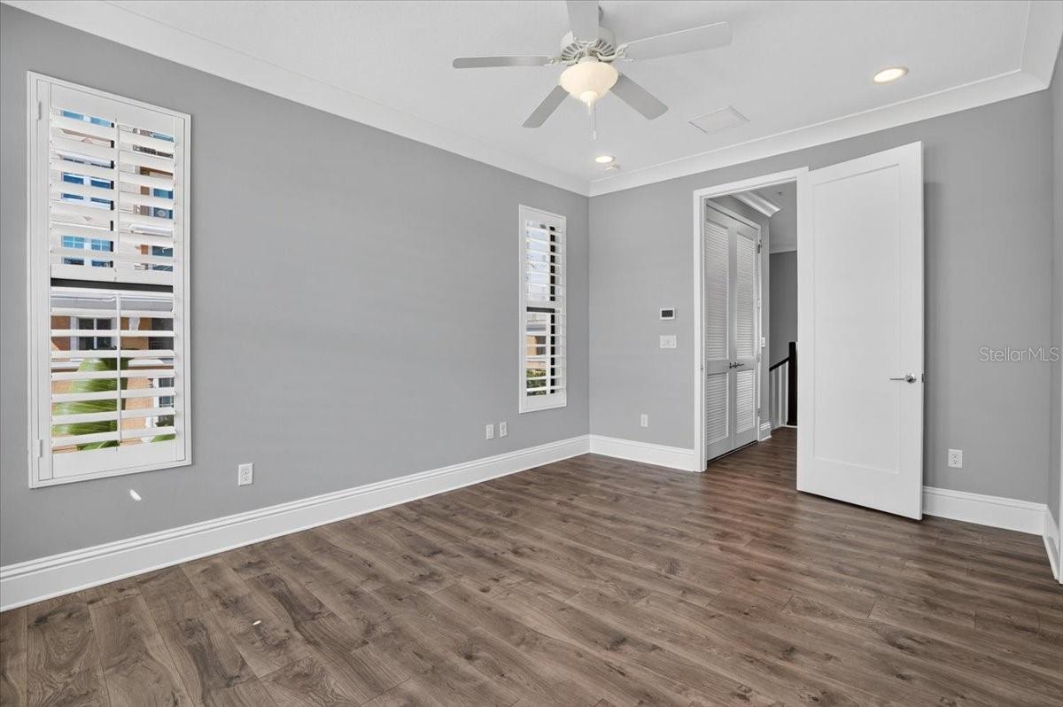 1250 MAY LN — photo 35