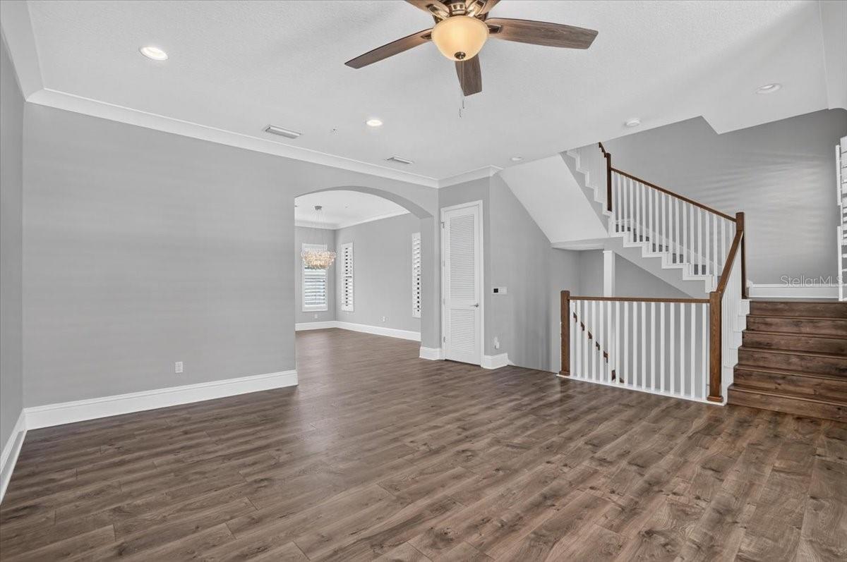1250 MAY LN — photo 21