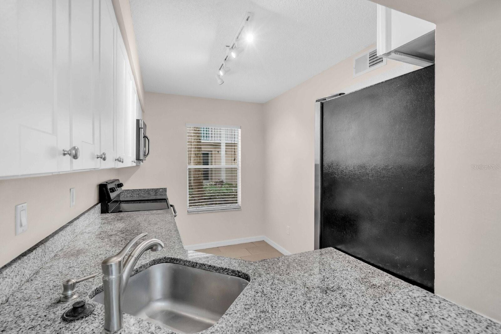 7294 CLOISTER DR #4 — photo 6