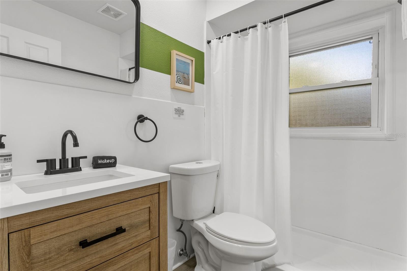 412 DEVILLE DR E — photo 19