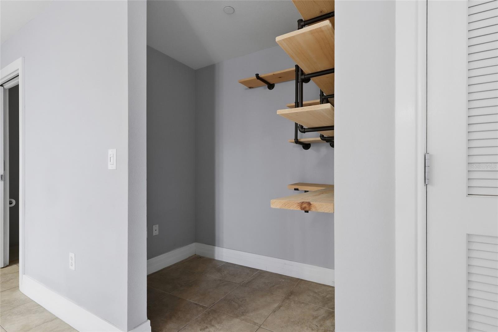 1108 N FRANKLIN ST #405 — photo 22