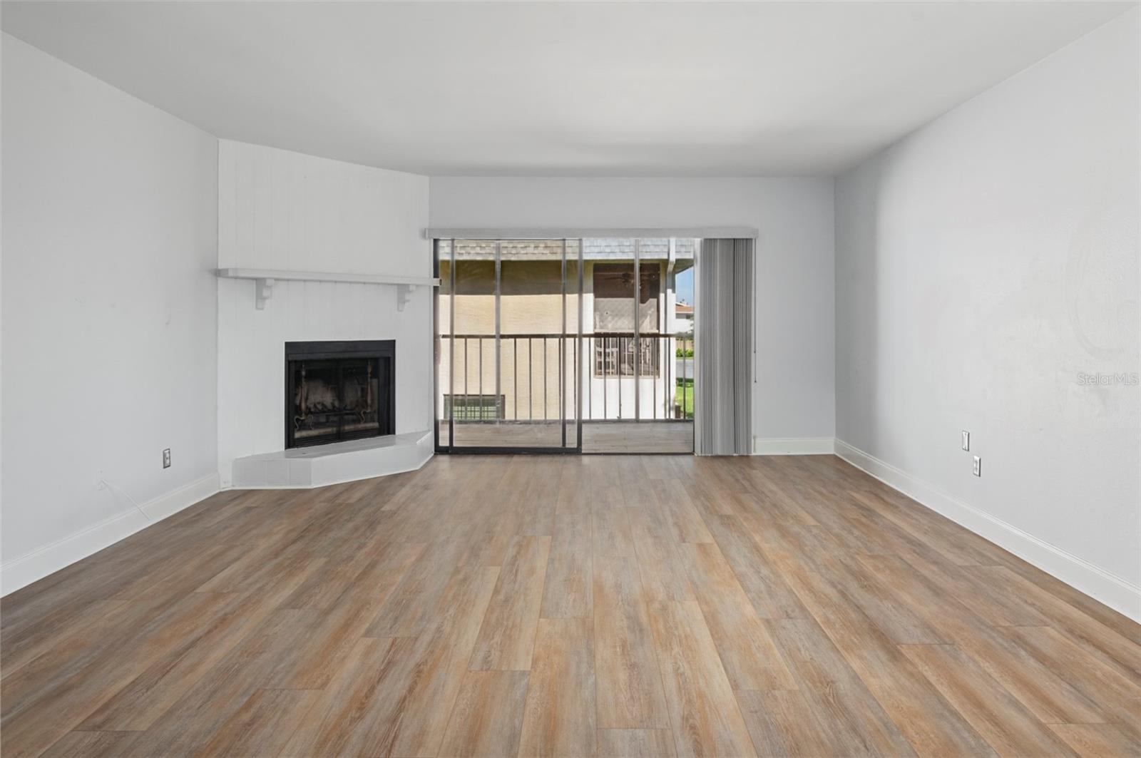 275 CAPRI CIR N #105 — photo 10