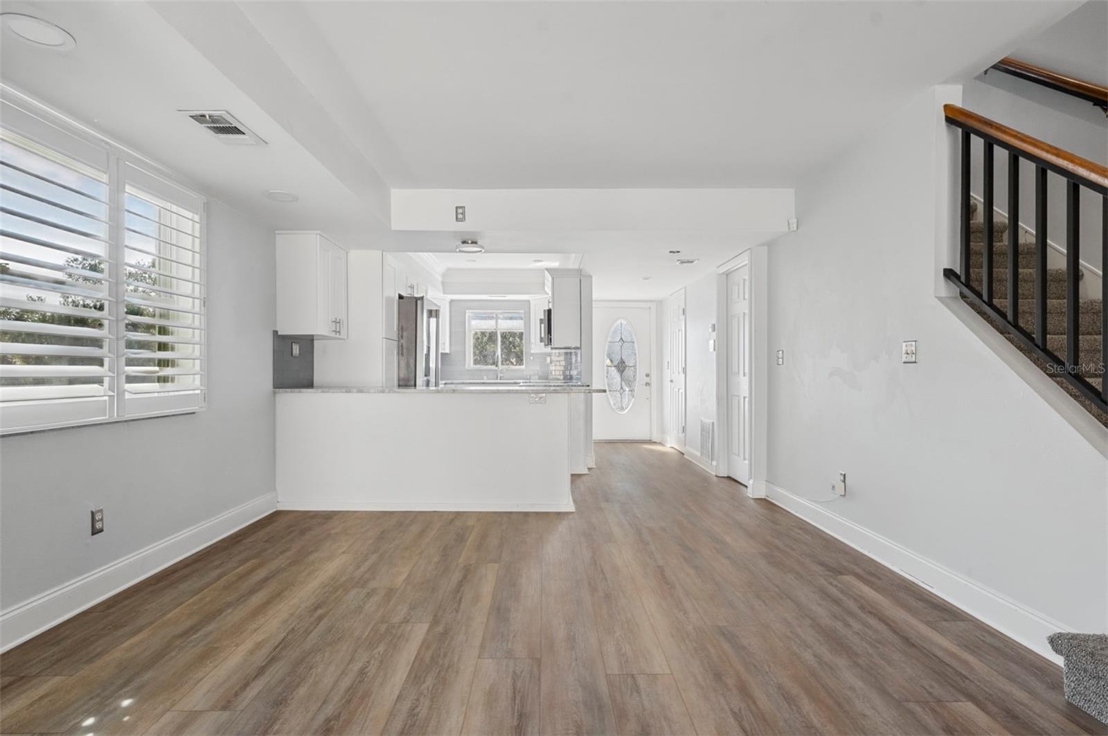 275 CAPRI CIR N #105 — photo 9