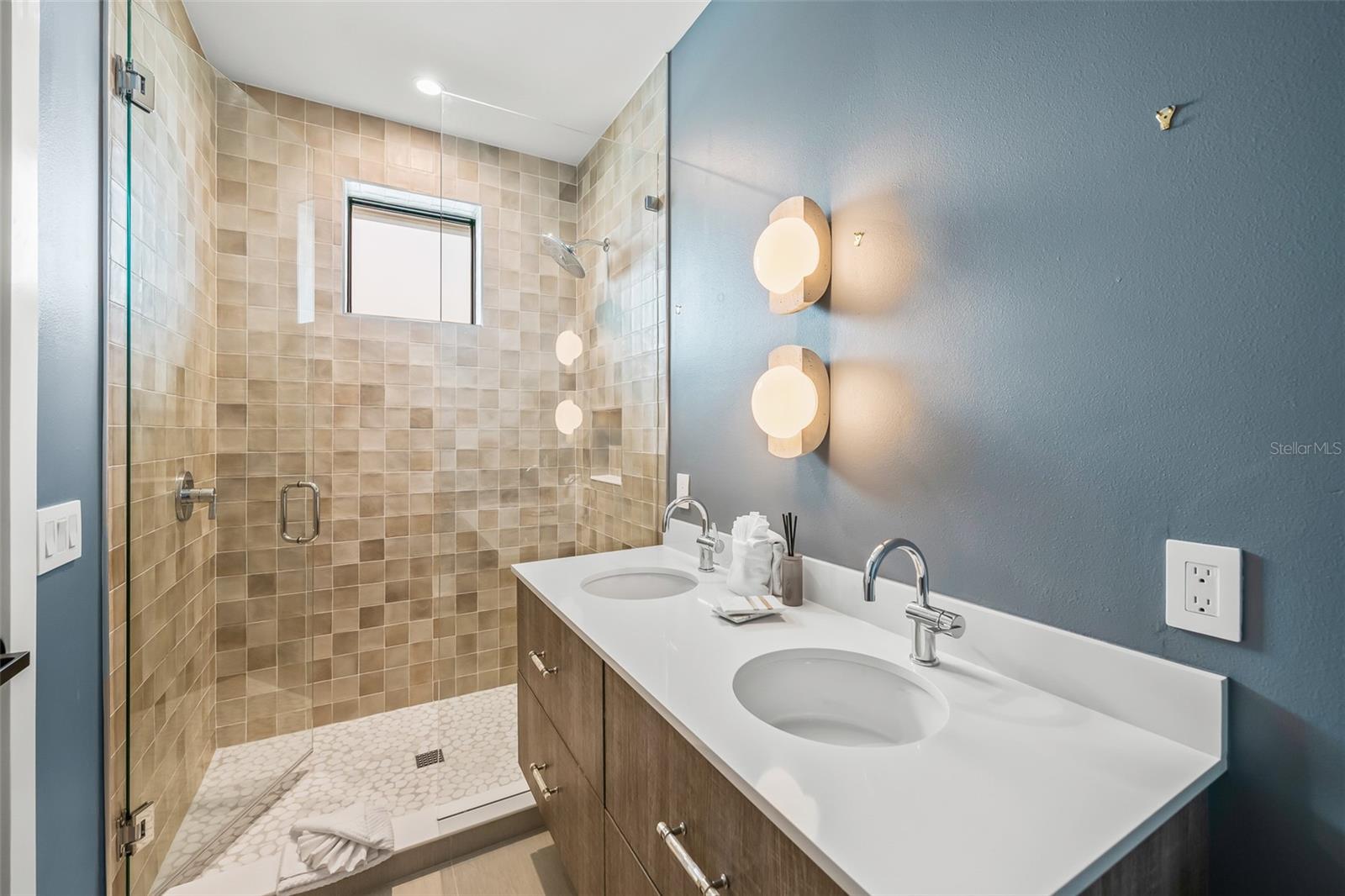 2109 AVENUE C — photo 39