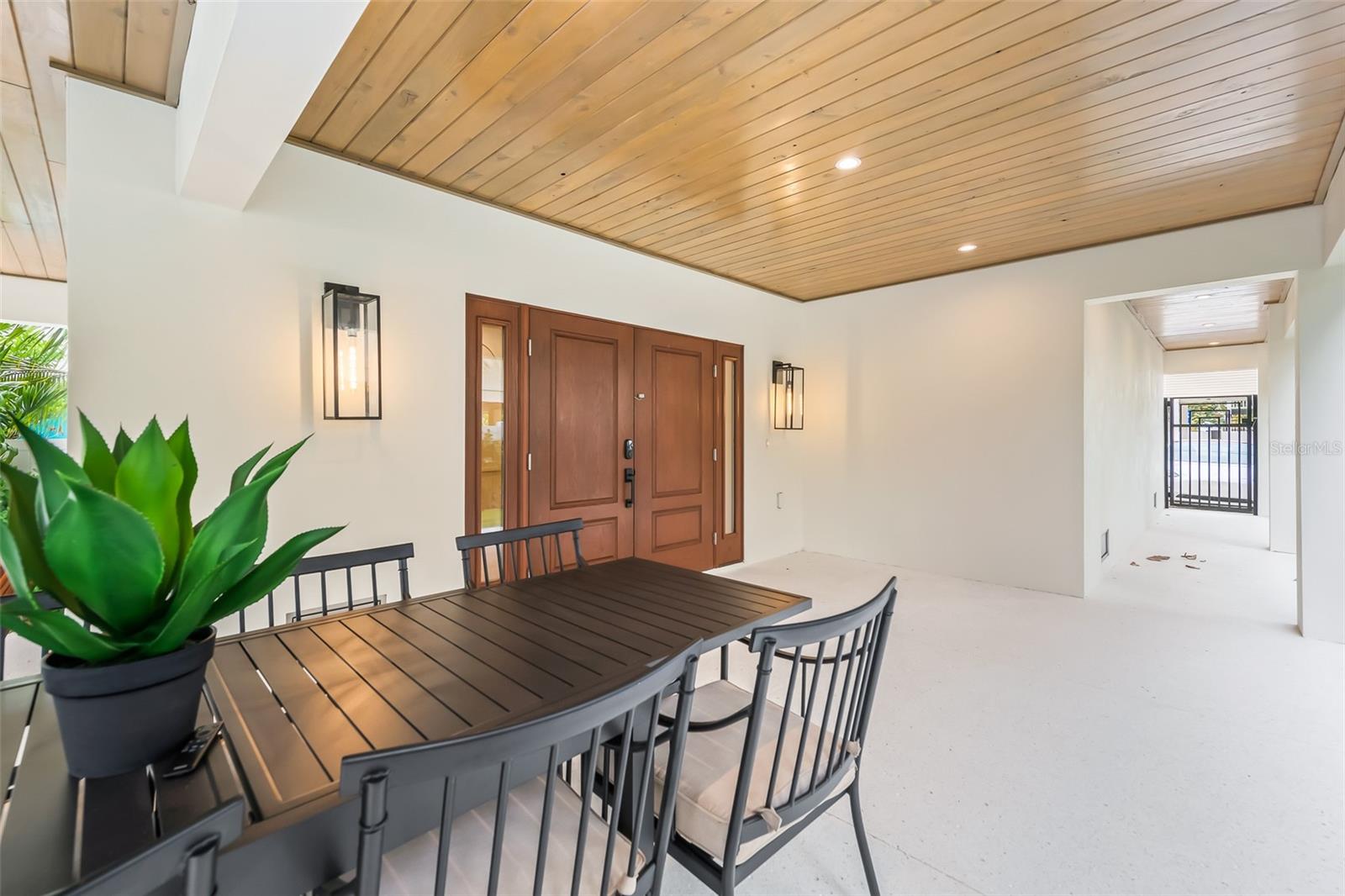 2109 AVENUE C — photo 10