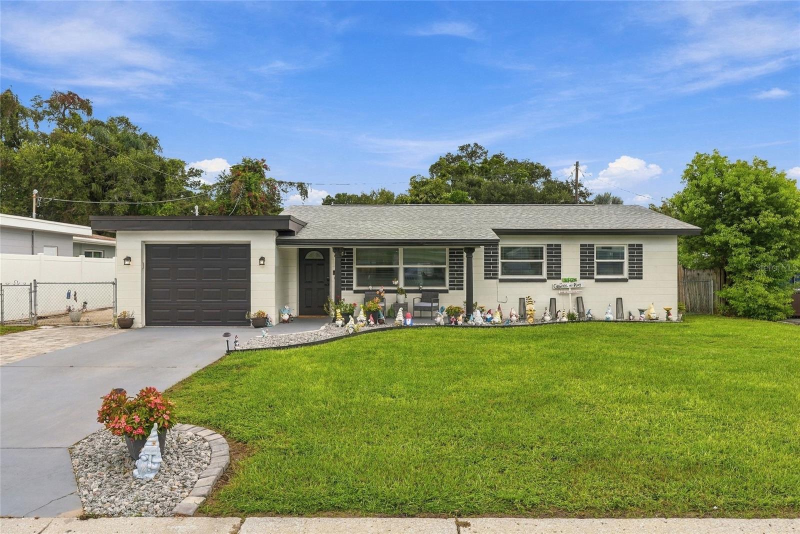 10259 NARANJA ST — photo 3