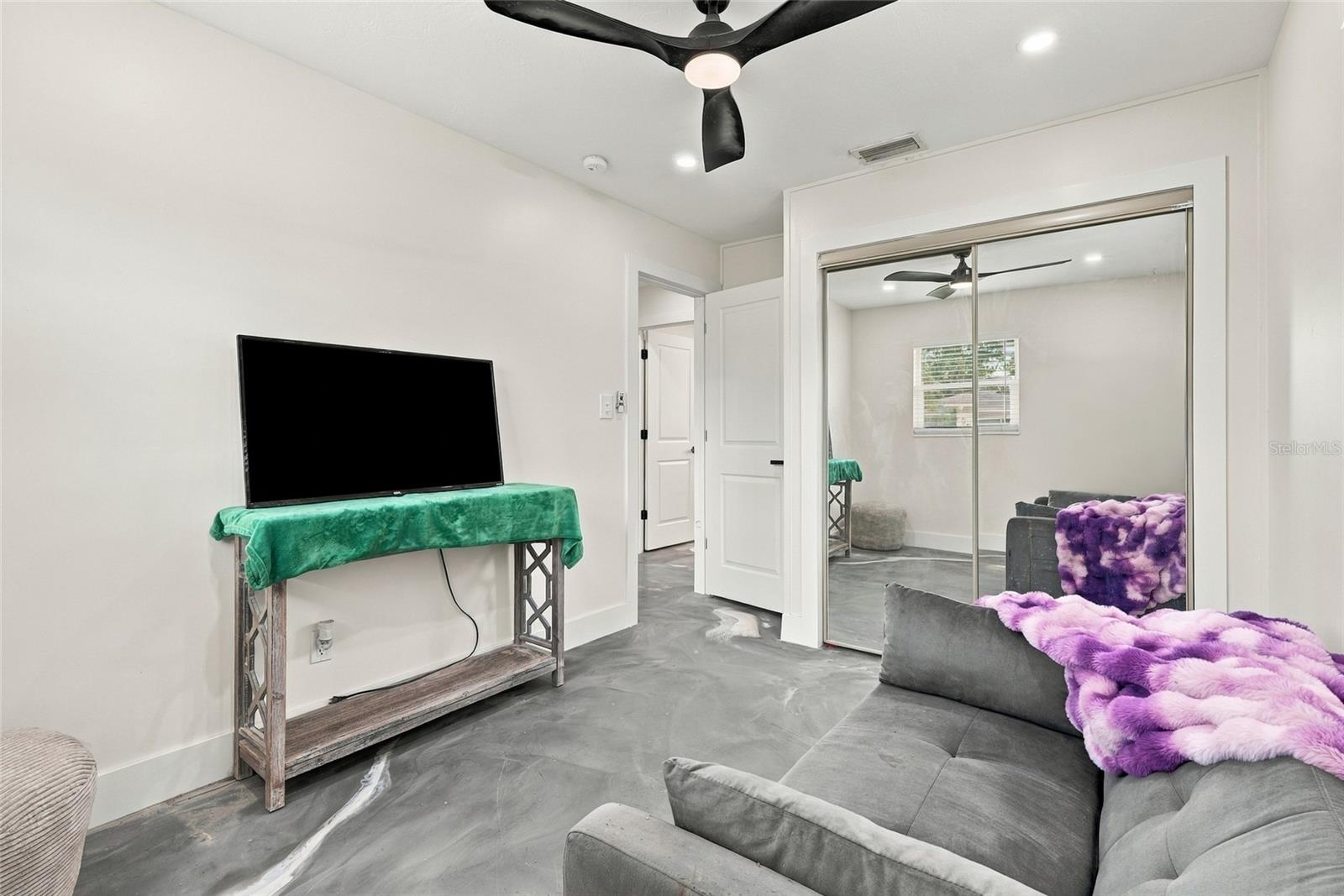 10259 NARANJA ST — photo 24