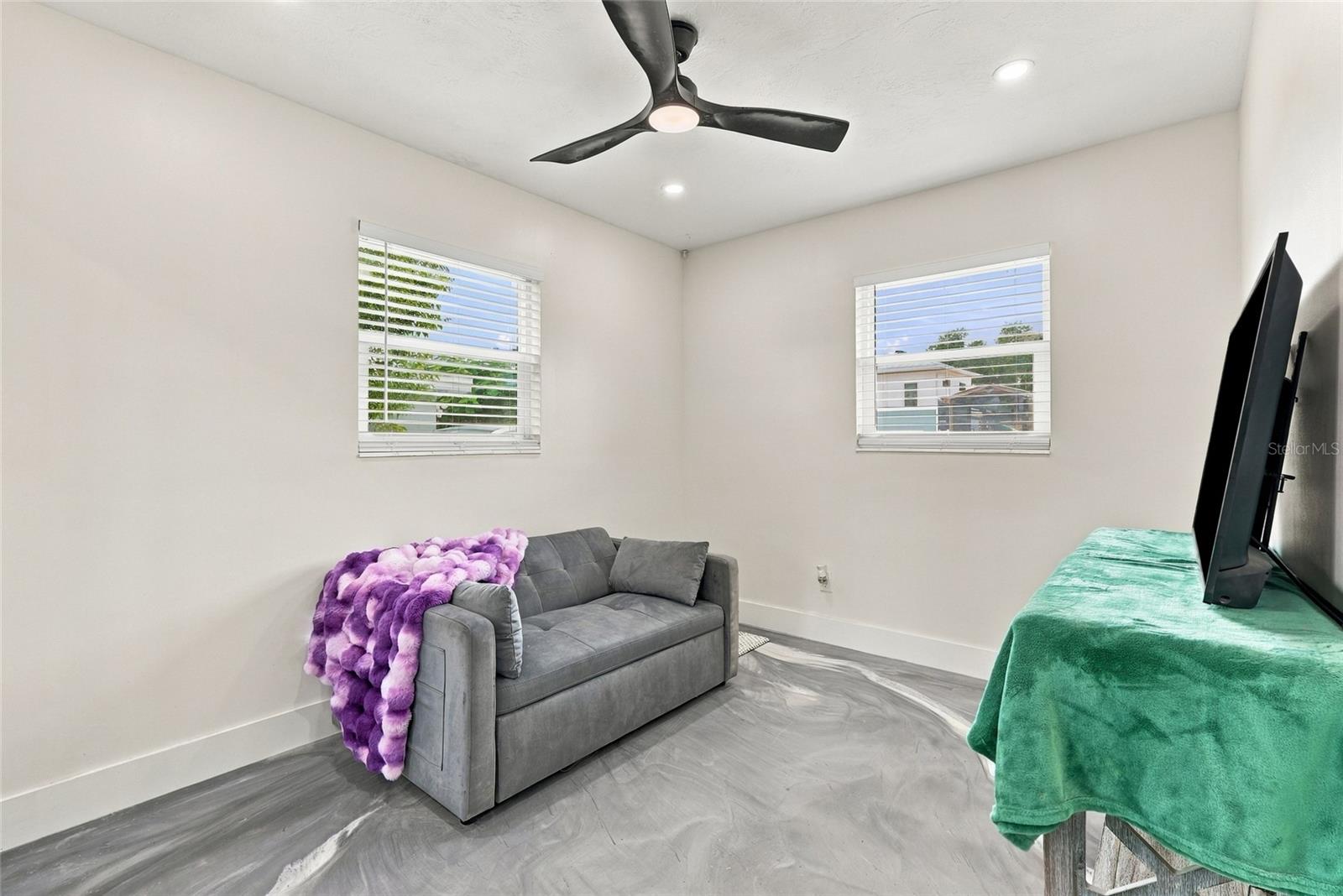 10259 NARANJA ST — photo 23