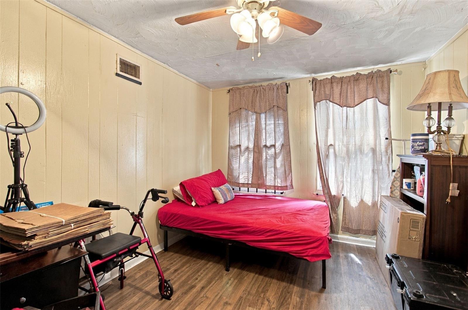 2402 N HIGHLAND AVE — photo 22