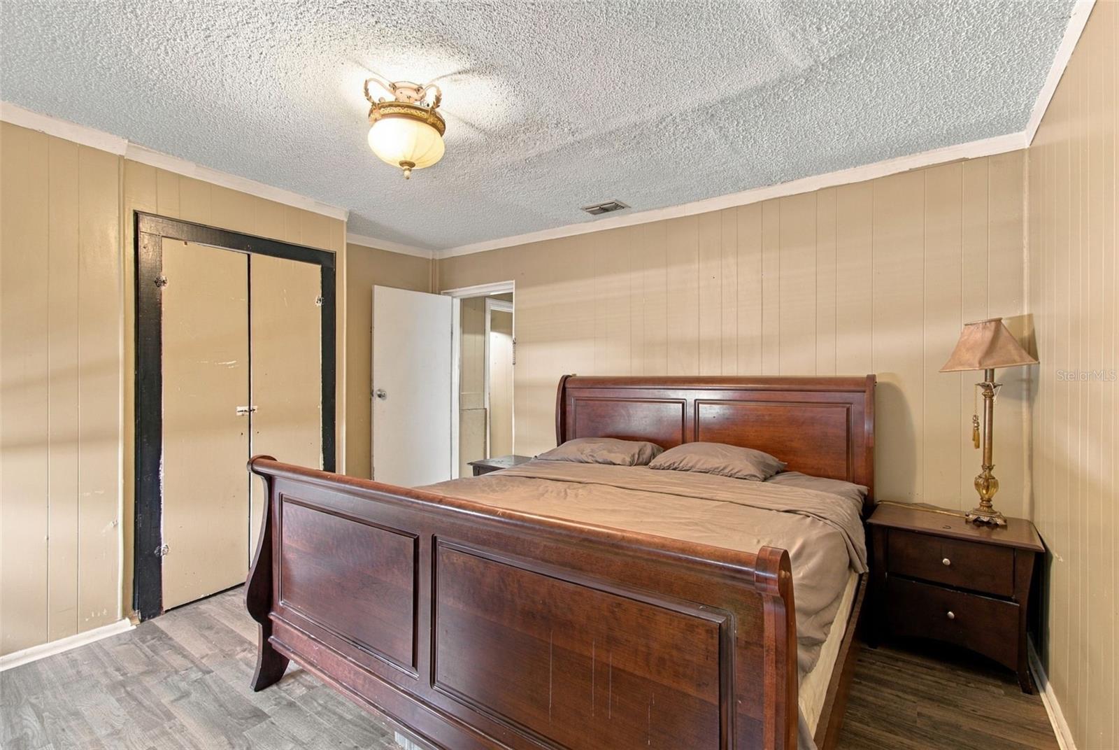 2402 N HIGHLAND AVE — photo 31