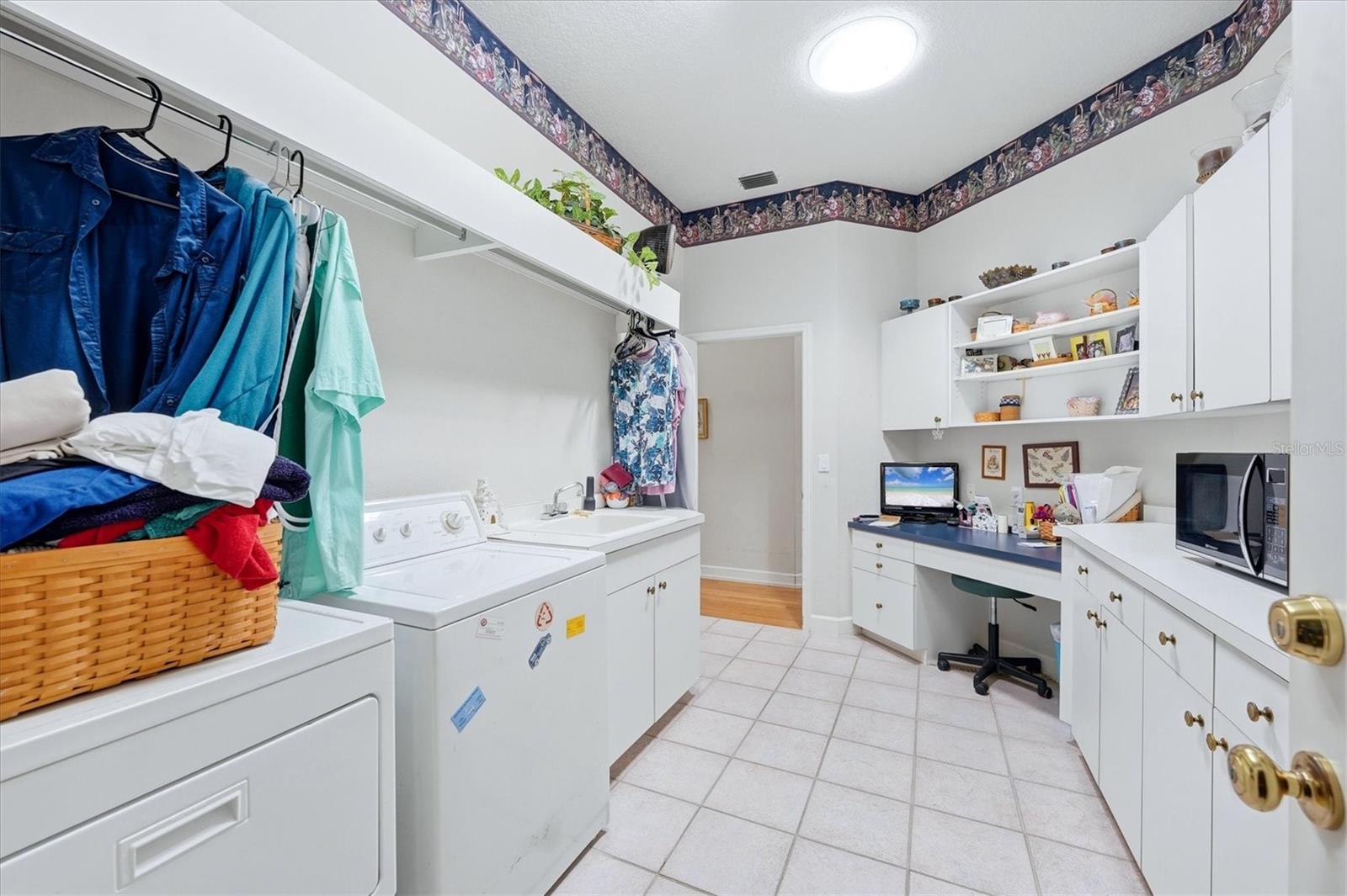 2012 NW 84TH STREET CIR — photo 26