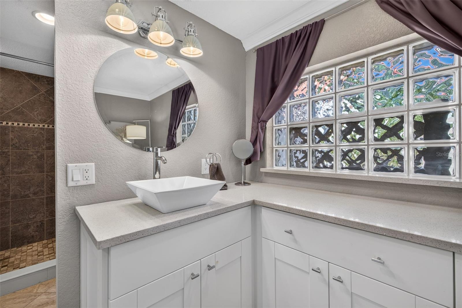 2480 E BAY ISLE DR SE — photo 29