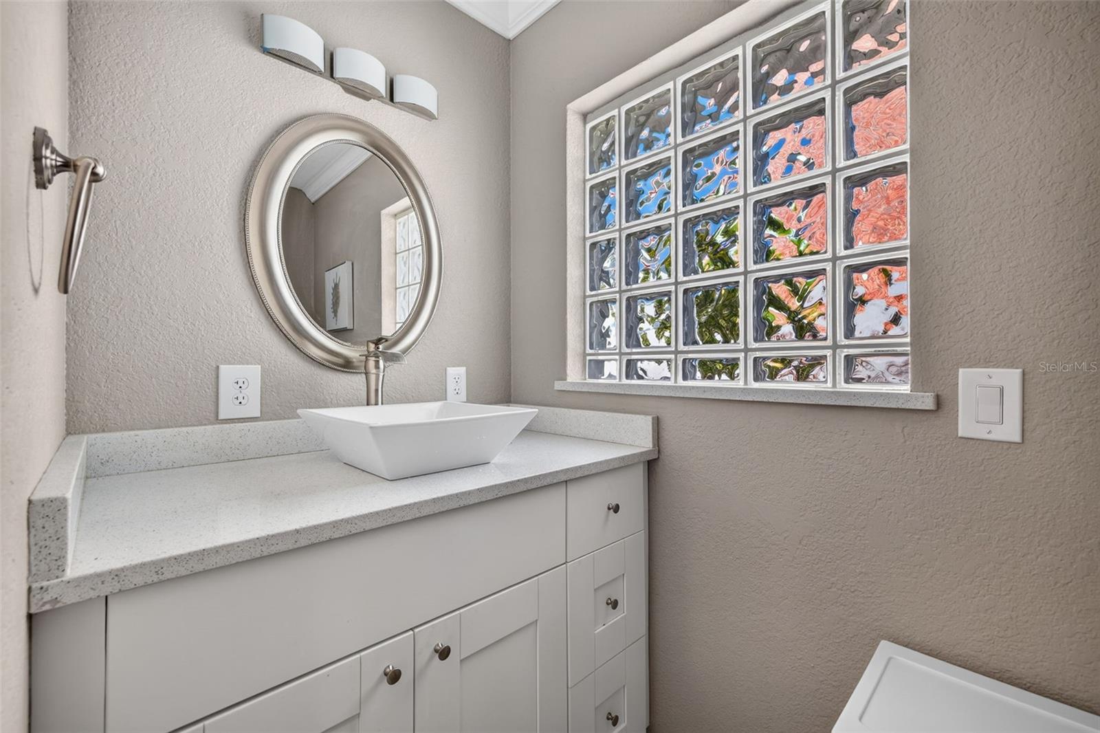 2480 E BAY ISLE DR SE — photo 31