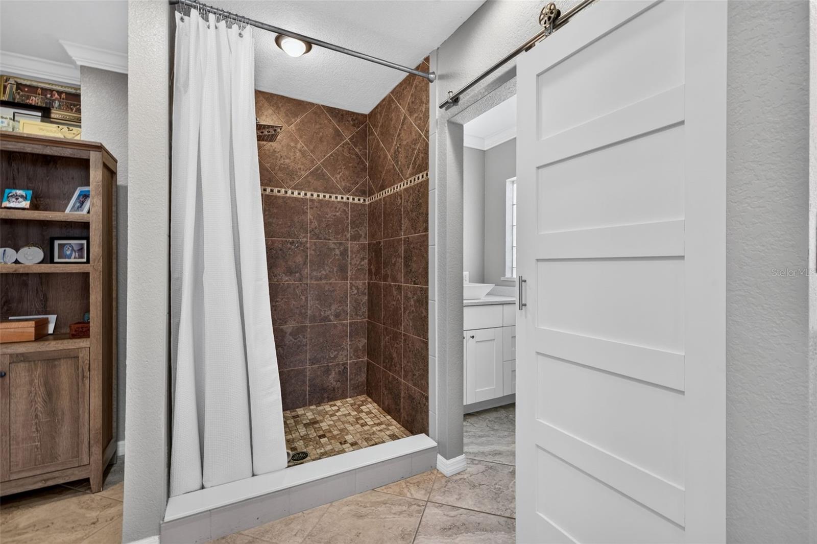 2480 E BAY ISLE DR SE — photo 30