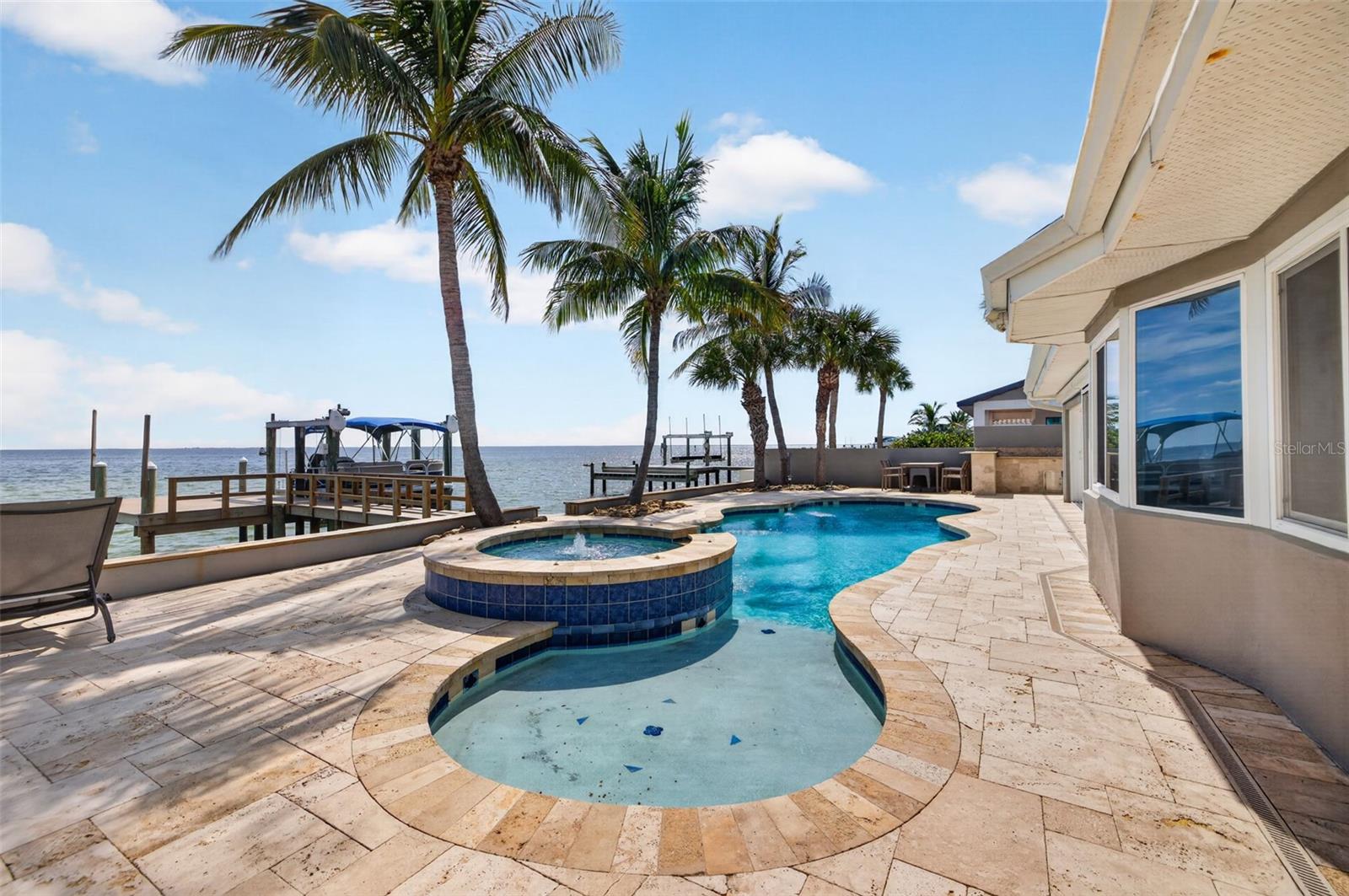 2480 E BAY ISLE DR SE — photo 46