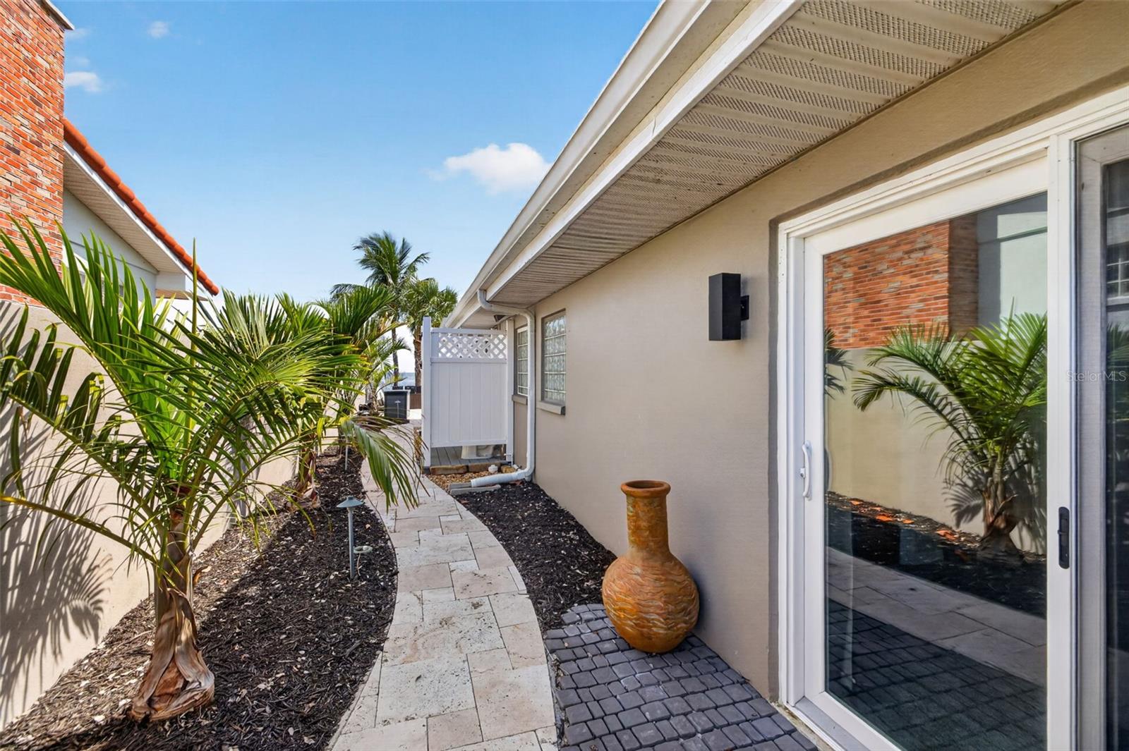 2480 E BAY ISLE DR SE — photo 40