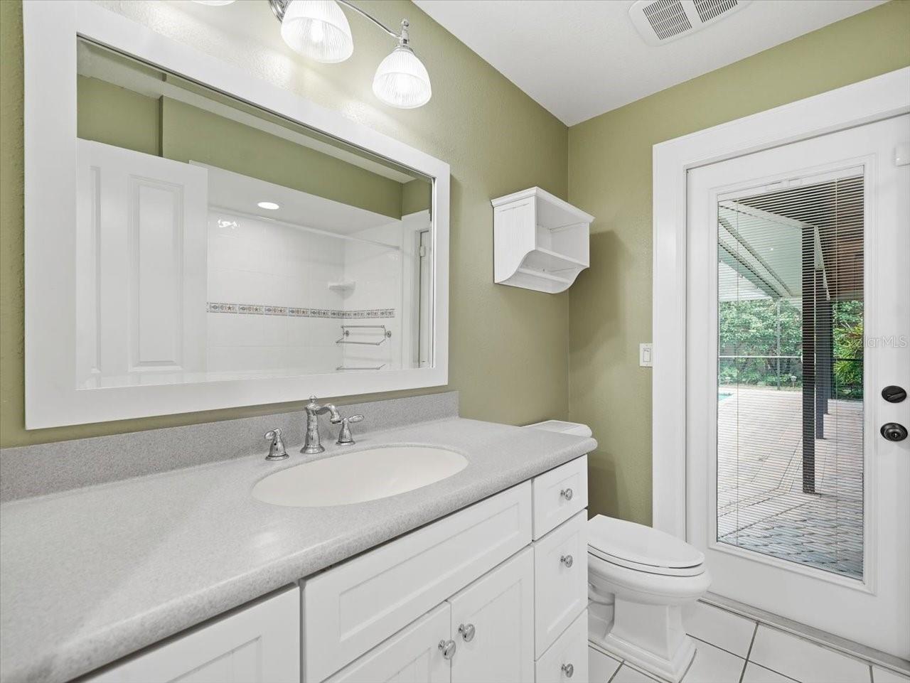 13903 MIDDLE PARK DR — photo 38