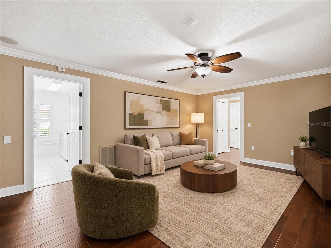 13903 MIDDLE PARK DR — photo 11