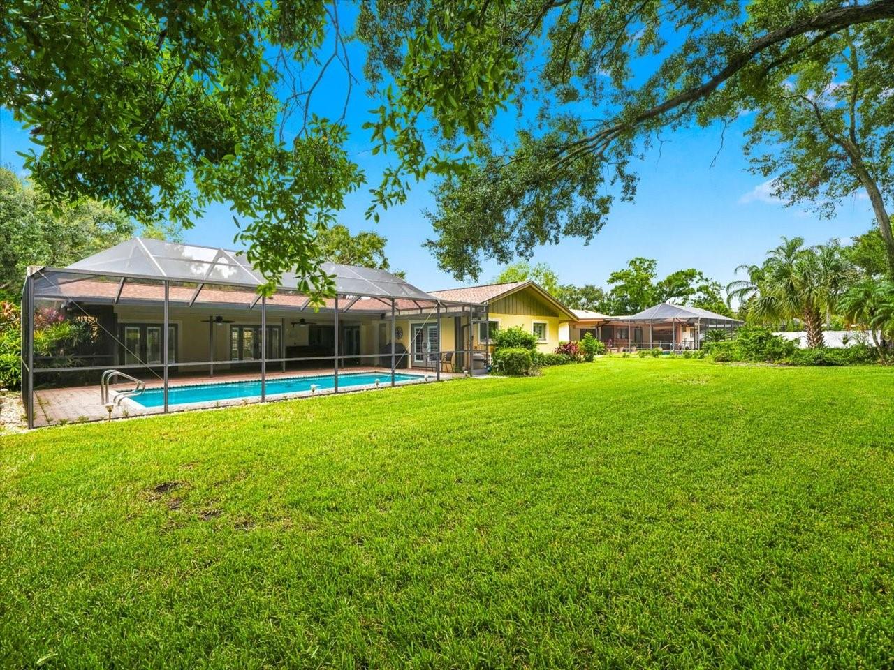 13903 MIDDLE PARK DR — photo 49