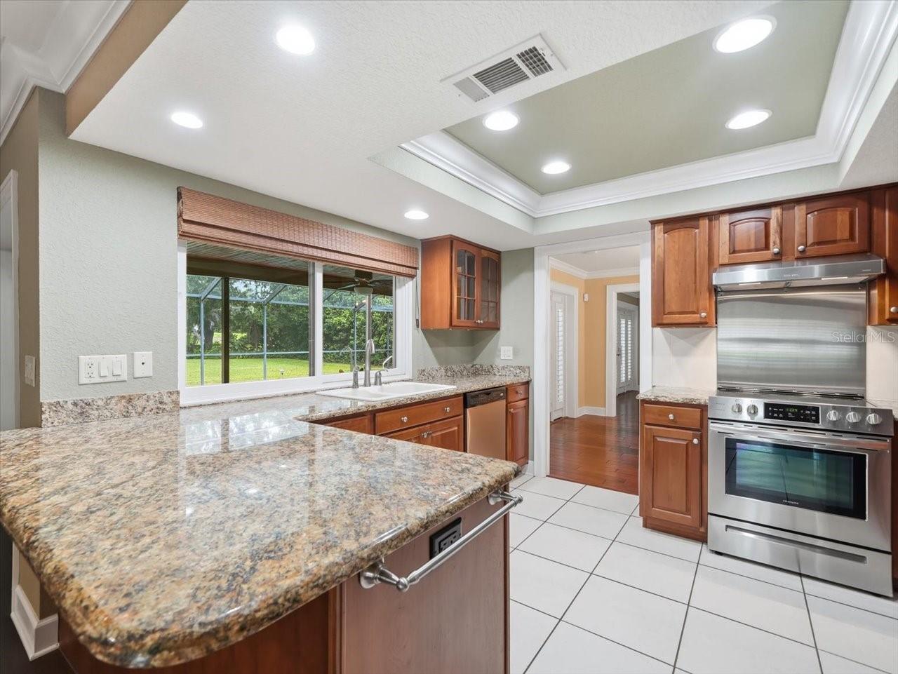 13903 MIDDLE PARK DR — photo 21