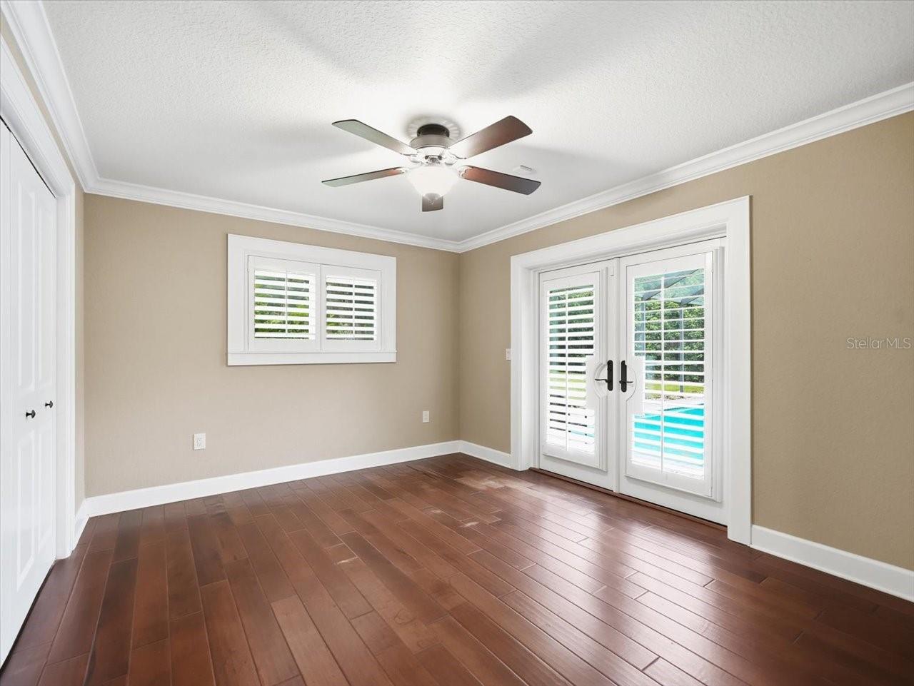 13903 MIDDLE PARK DR — photo 35