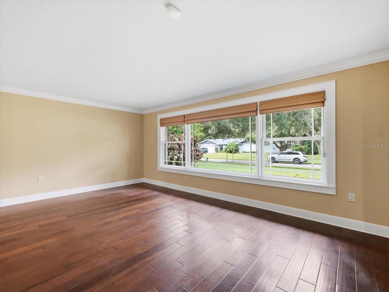 13903 MIDDLE PARK DR — photo 15