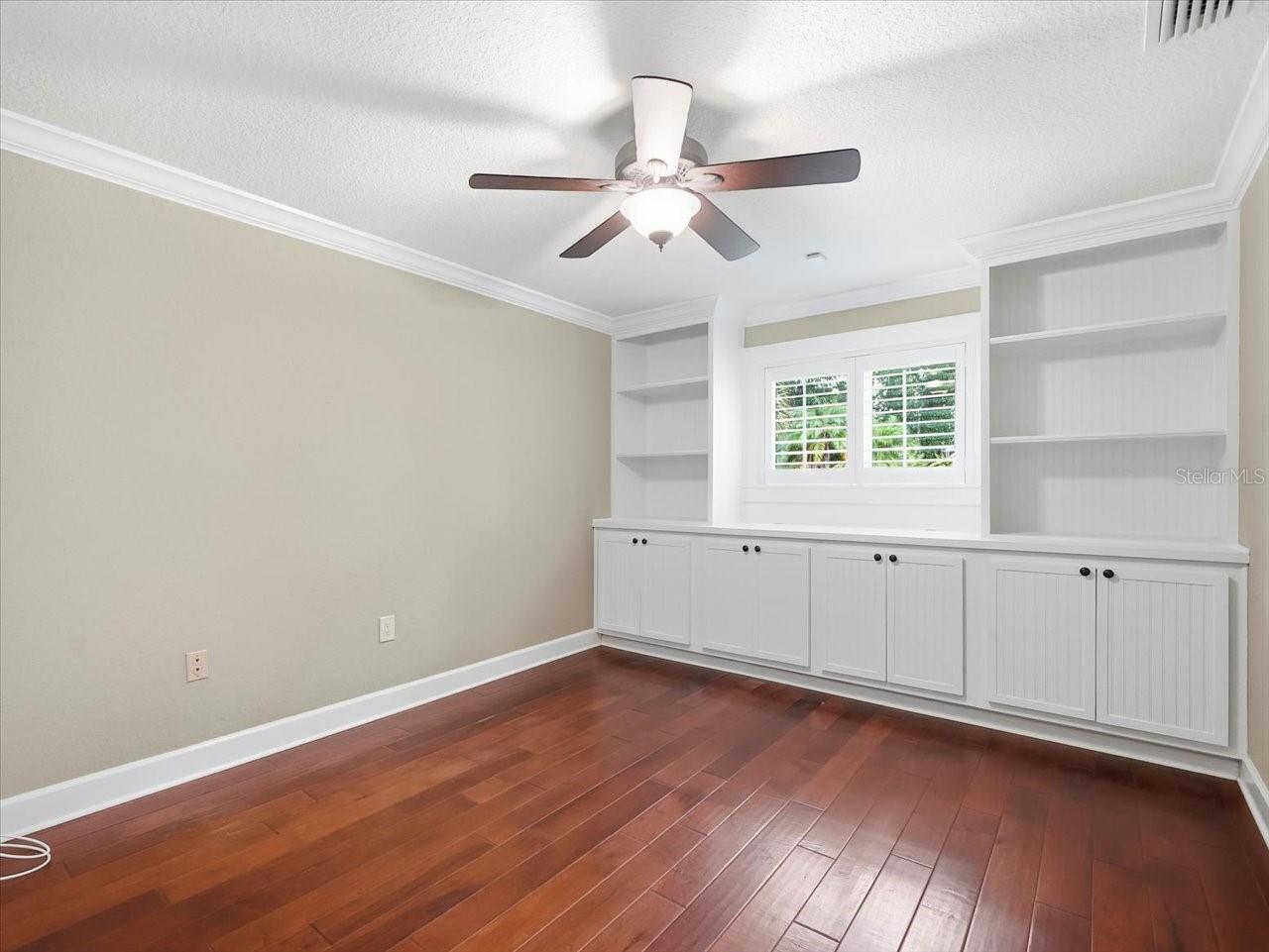 13903 MIDDLE PARK DR — photo 39