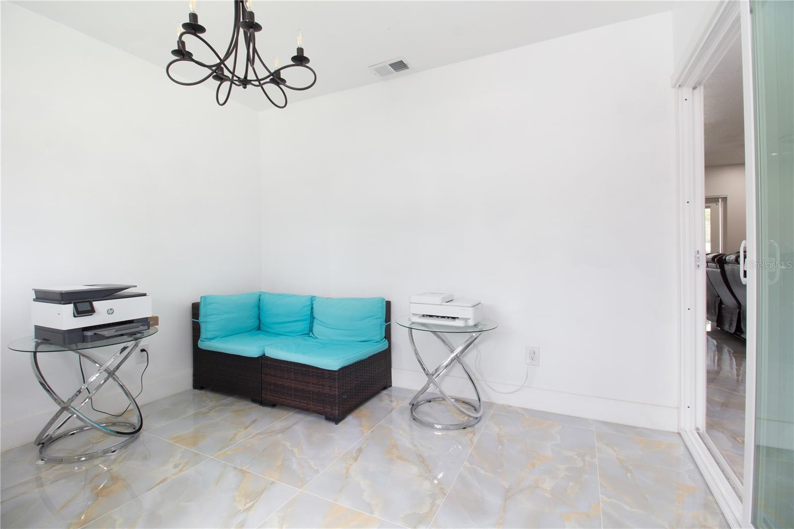 4313 HOLLOW HILL DR — photo 14