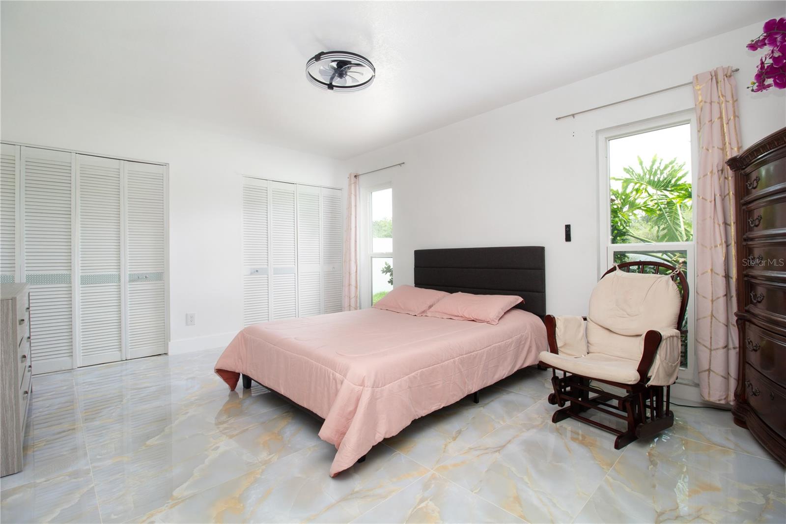 4313 HOLLOW HILL DR — photo 10