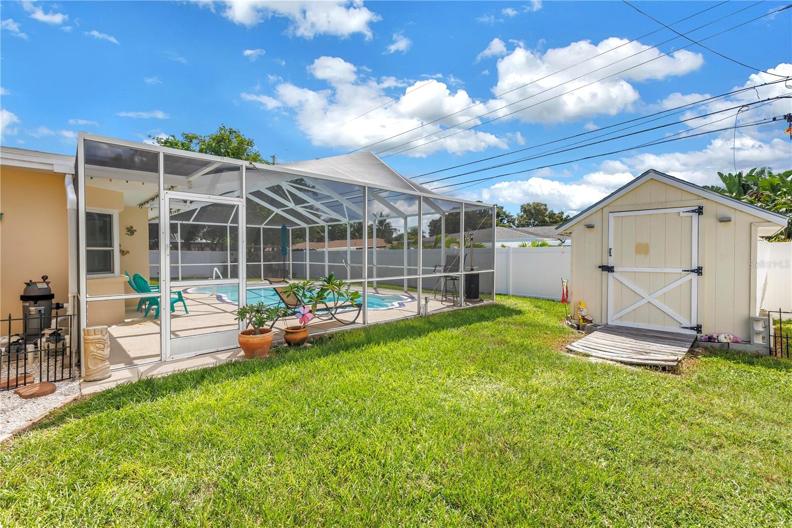 1350 WOODCREST AVE — photo 44