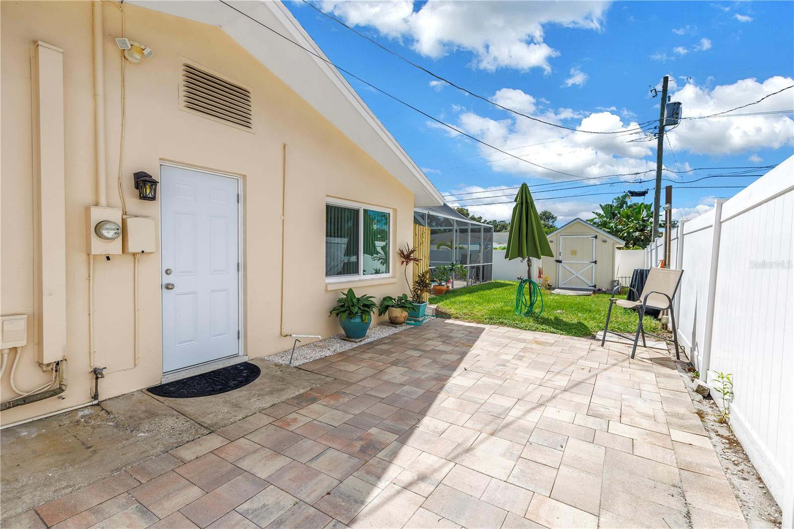 1350 WOODCREST AVE — photo 47